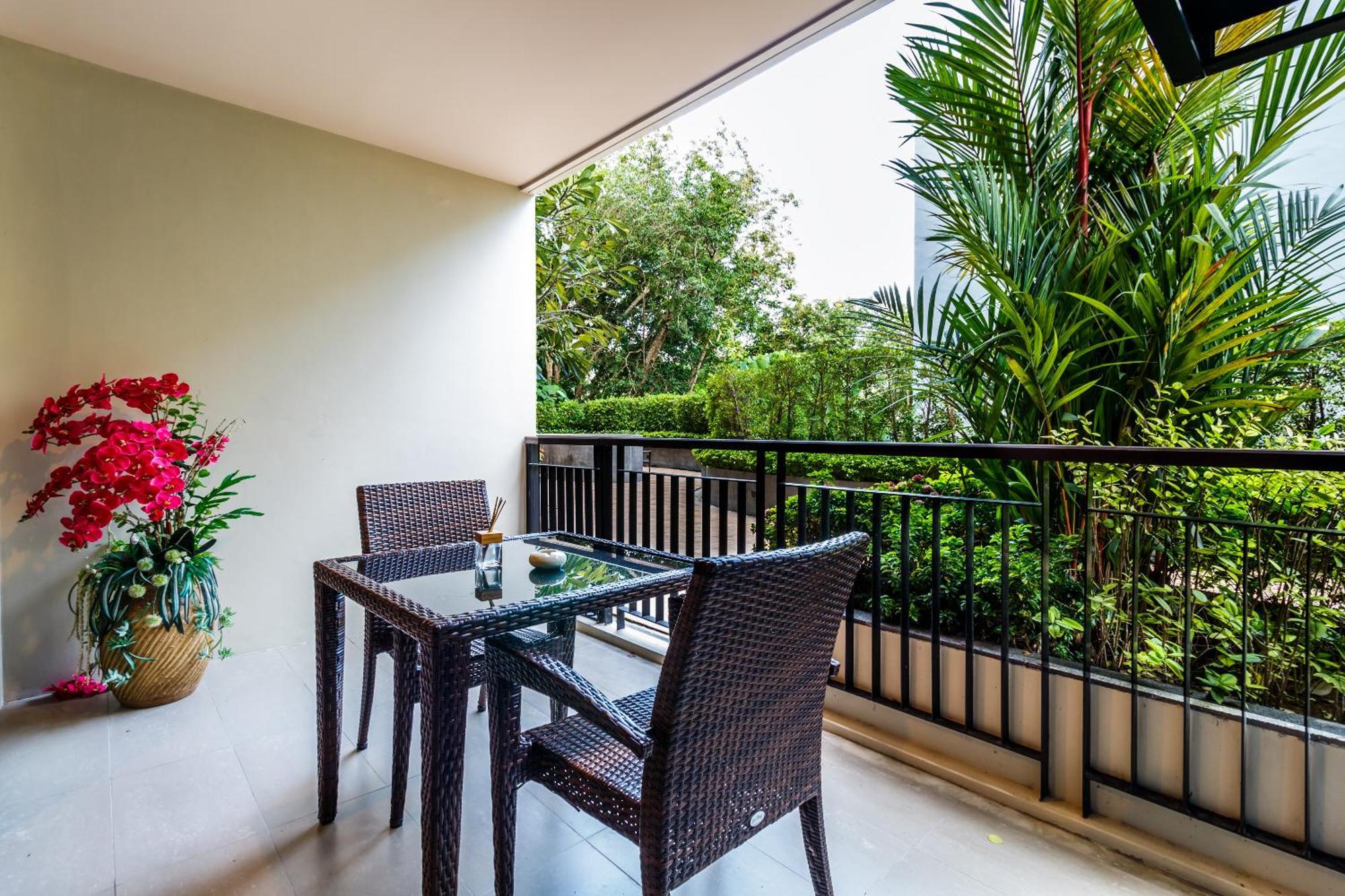 Apartment At The Bliss By Lofty