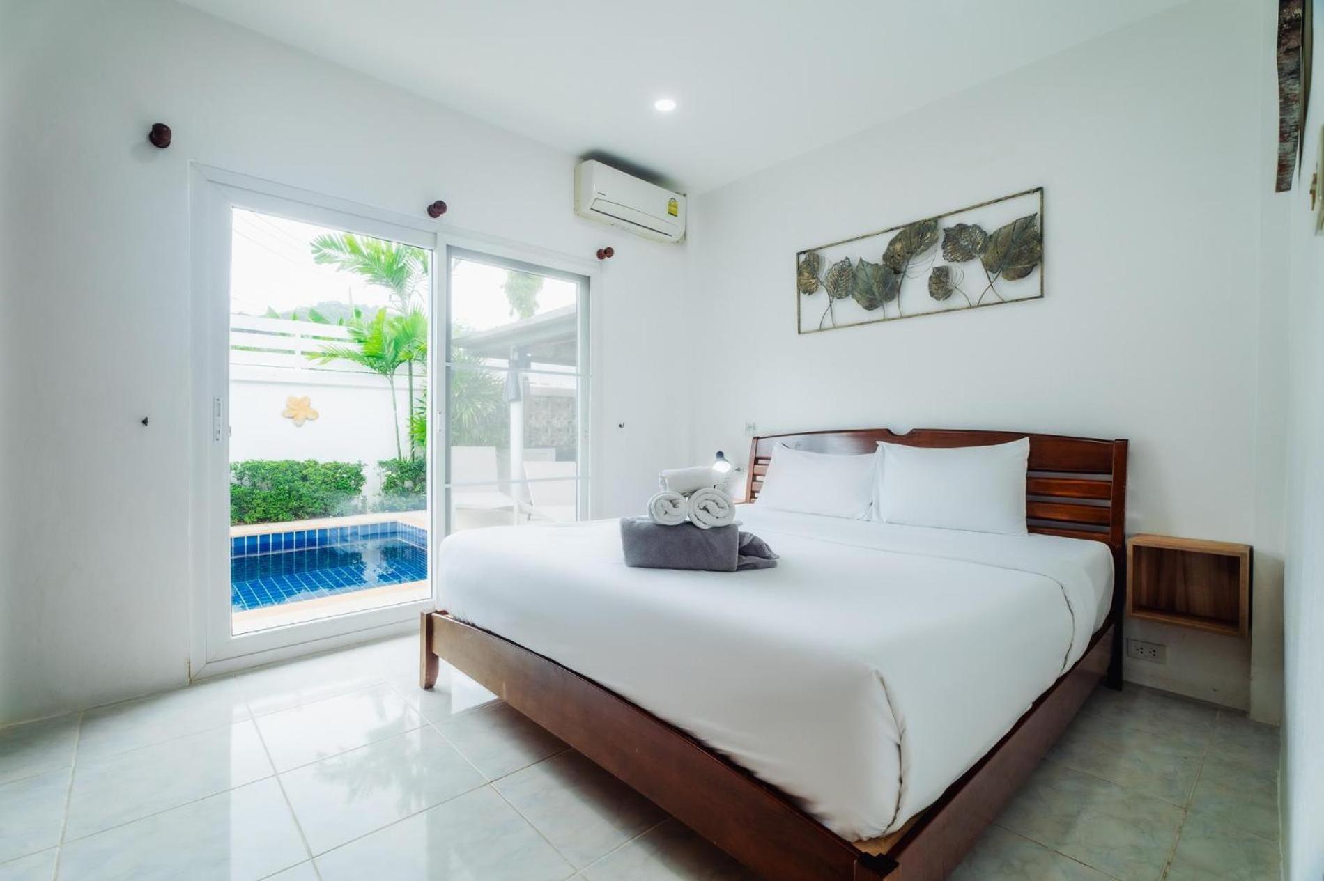 Jasmine Pool In Nai Harn Villa Rawai