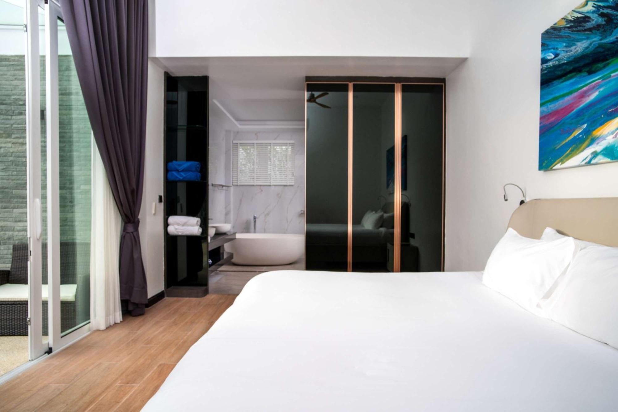 Sky - Luxury 4br Getaway In Phuket Villa
