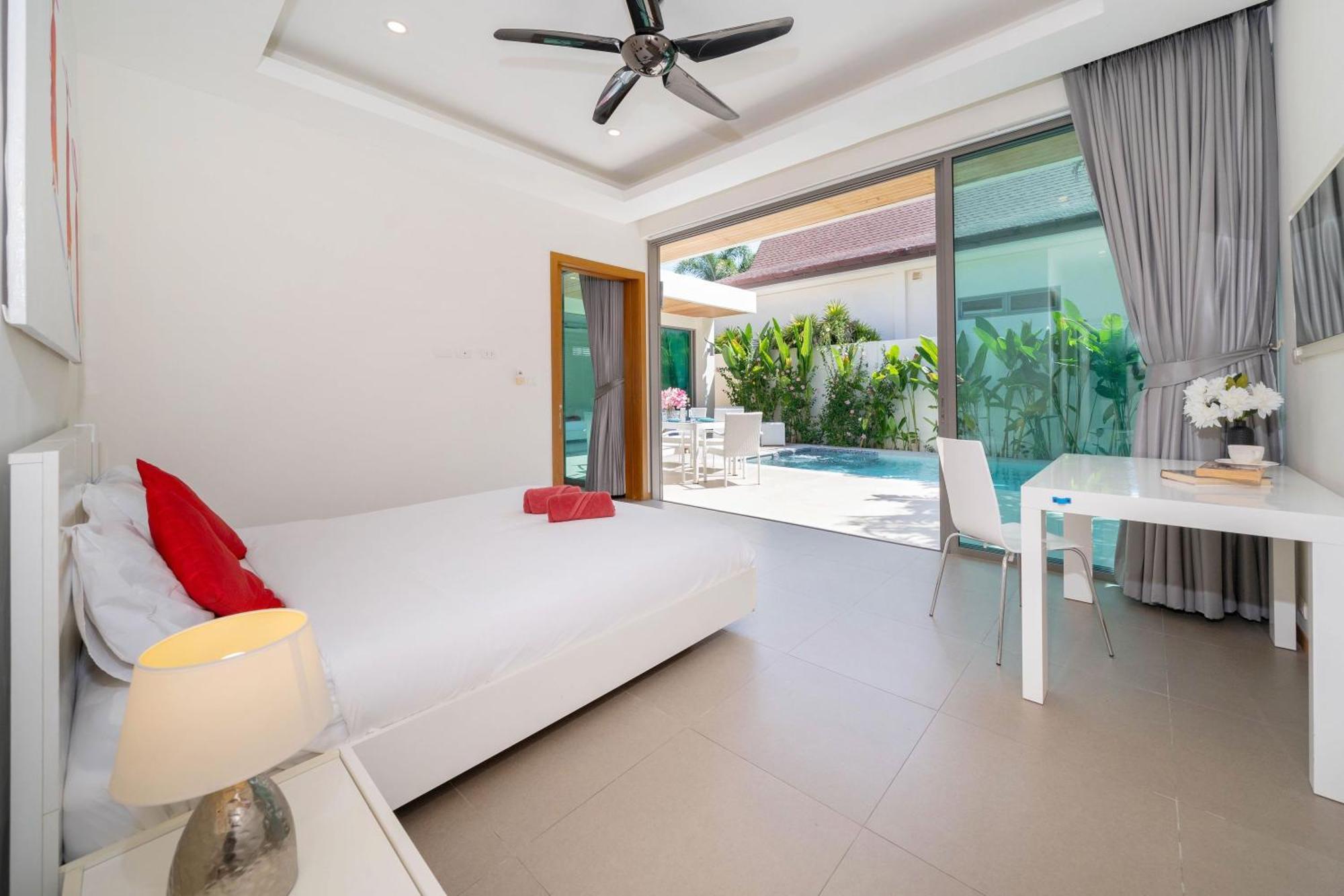Tropical 2br Pool Kate, Gated Residence, Near And Naiharn *