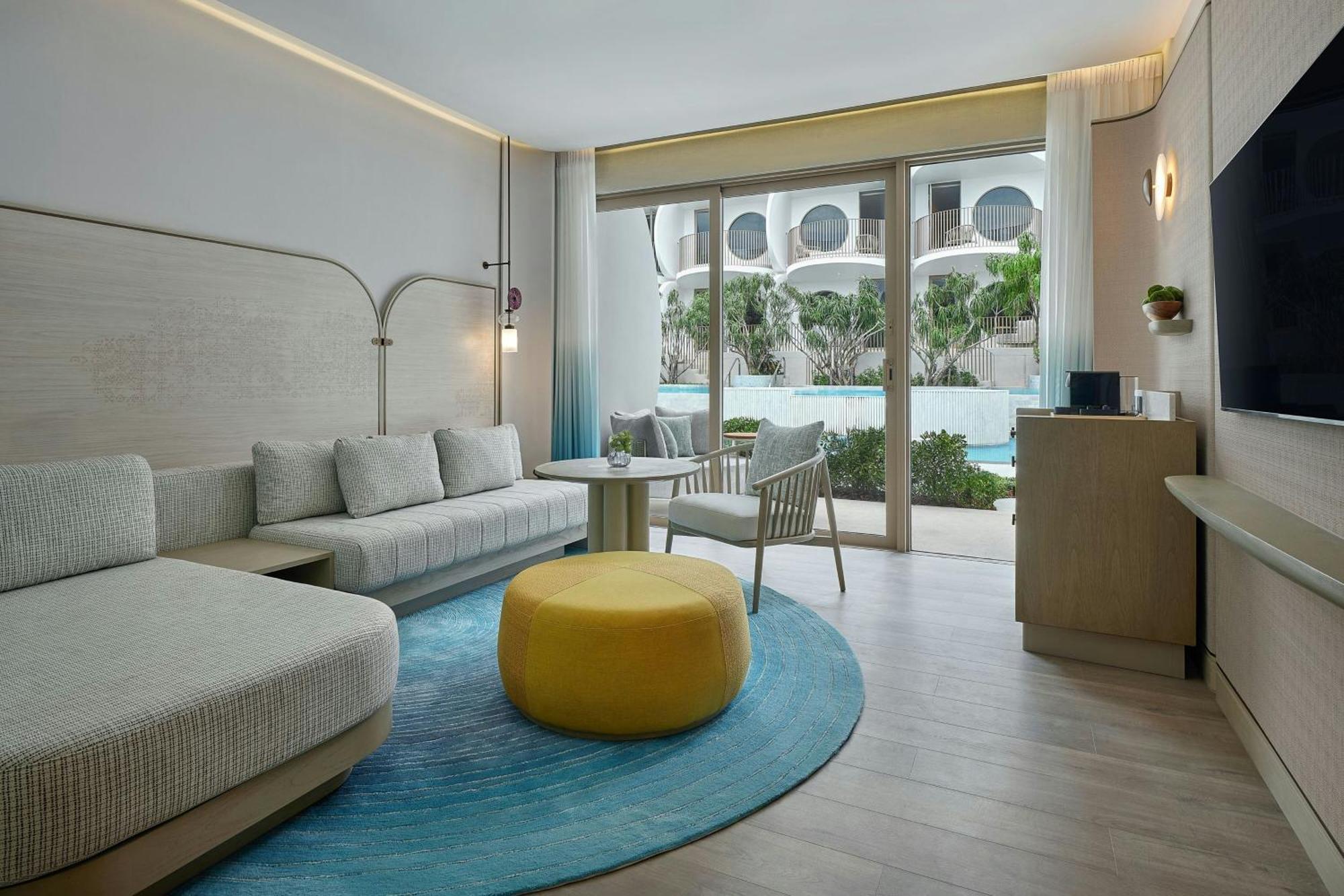 Hotel Veranda Phuket, Autograph Collection 5*