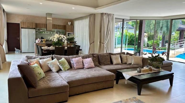 Villa Botanica Luxury 4 Bedrooms *