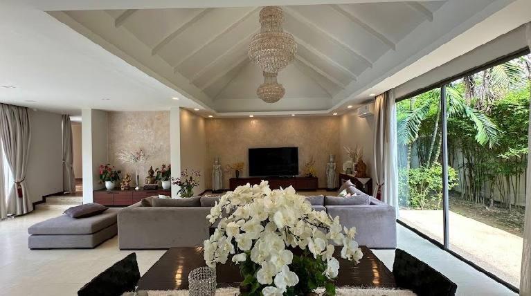 Botanica Luxury 4 Bedrooms *