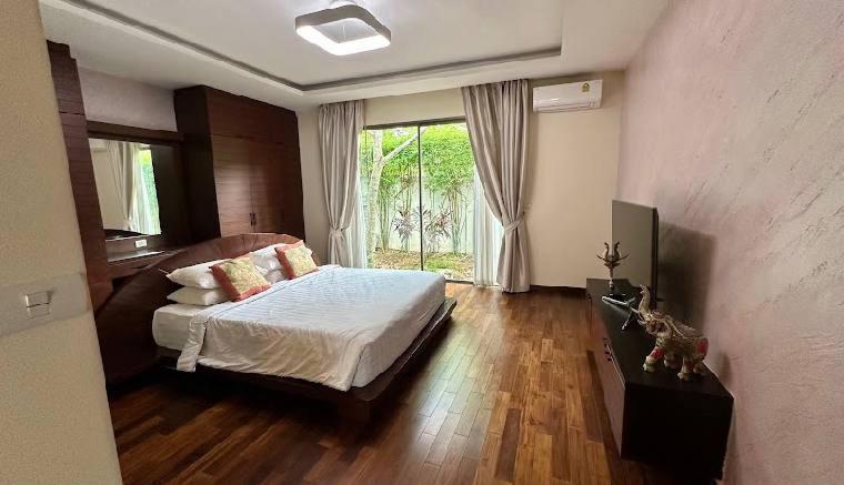 Villa Botanica Luxury 4 Bedrooms *