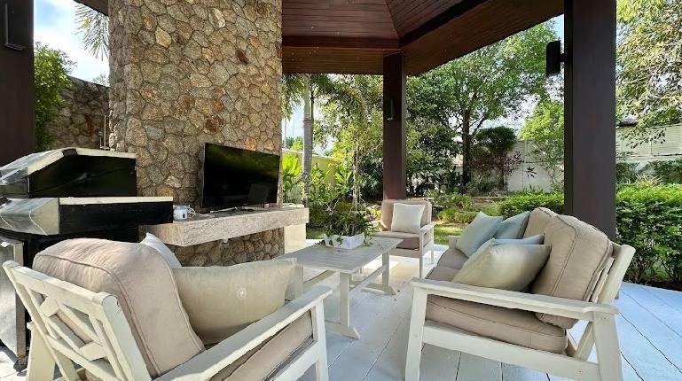 Botanica Luxury 4 Bedrooms Villa