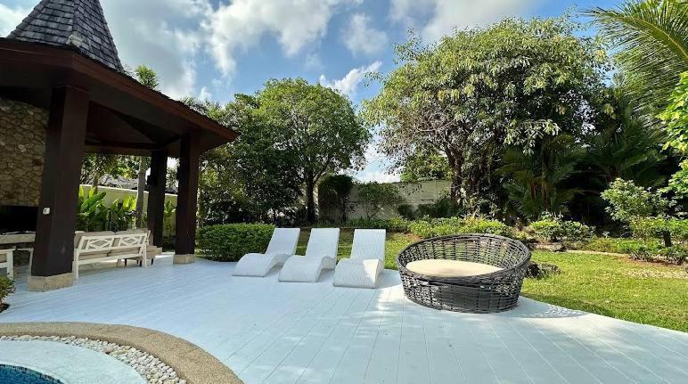 Villa Botanica Luxury 4 Bedrooms Ban Phru Champa