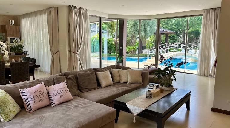 Villa Botanica Luxury 4 Bedrooms