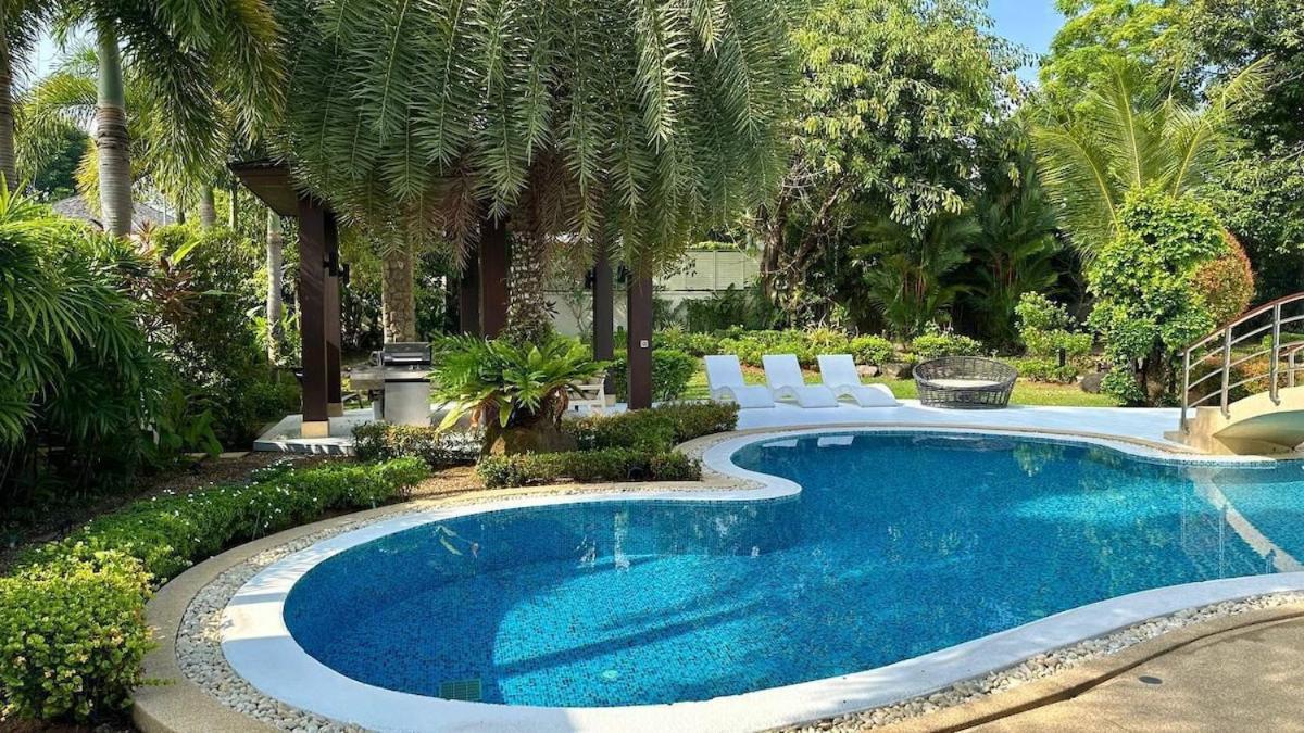 Botanica Luxury 4 Bedrooms Ban Phru Champa