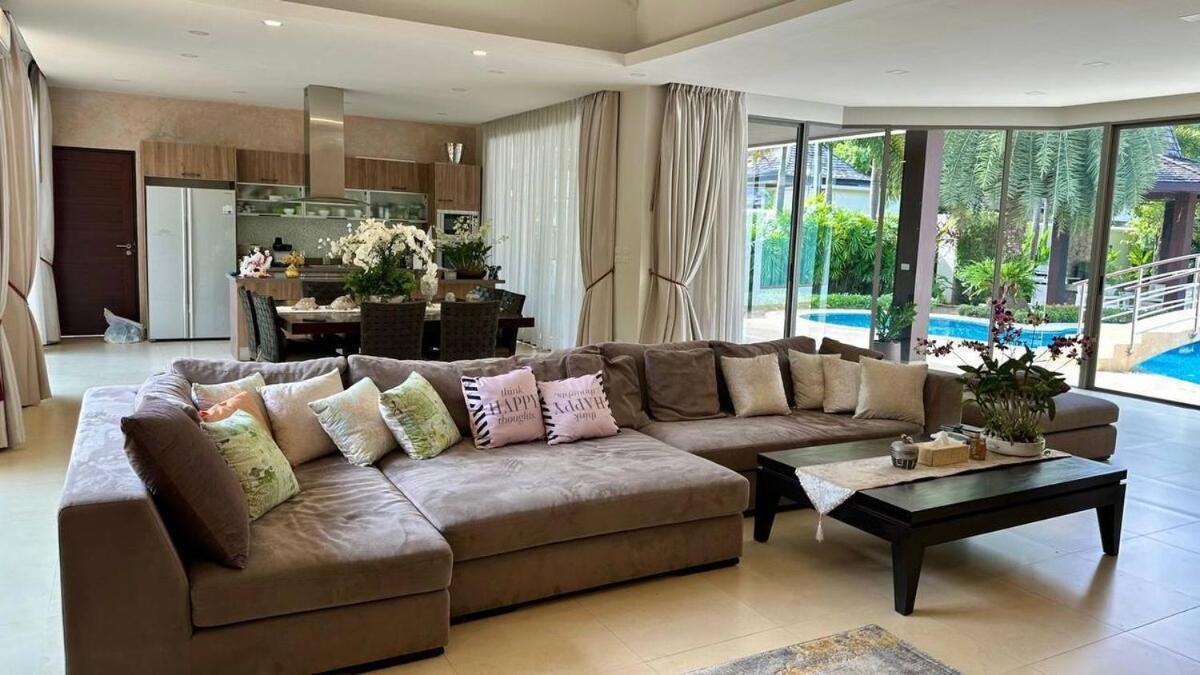 Botanica Luxury 4 Bedrooms