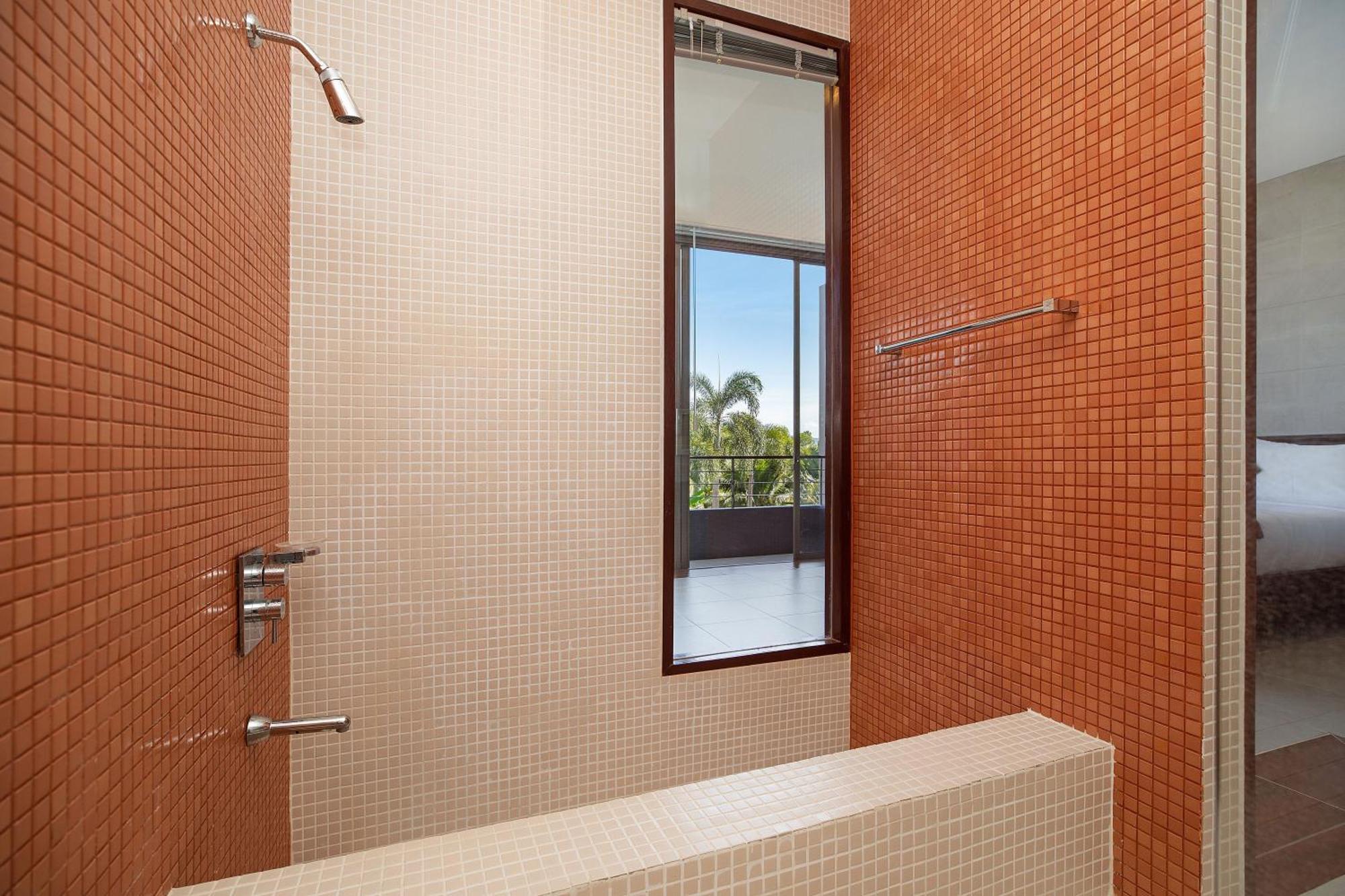 2 Storey Pool Access Argent 7 Next Mission Hills Golf, Just 15 Min Drive From Nai Yang And Nai Thon Beaches Villa