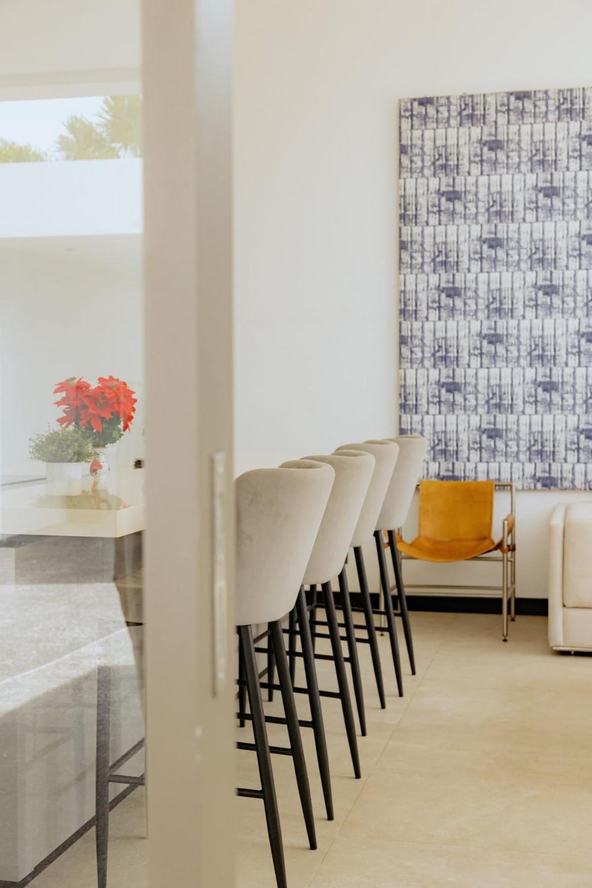 Landmark 2 - 3 Bedroom Rawai Phuket Villa *