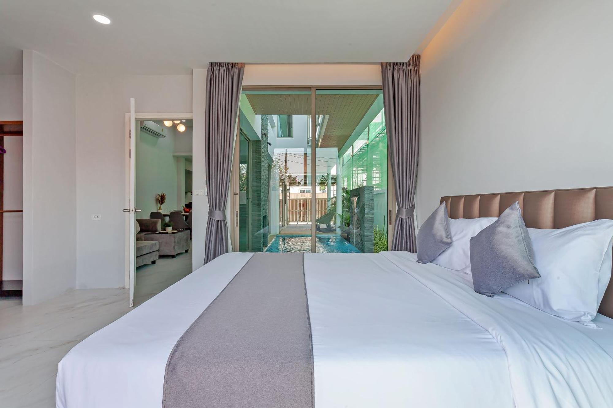 Classic Modern Pool Rawai 3br Villa