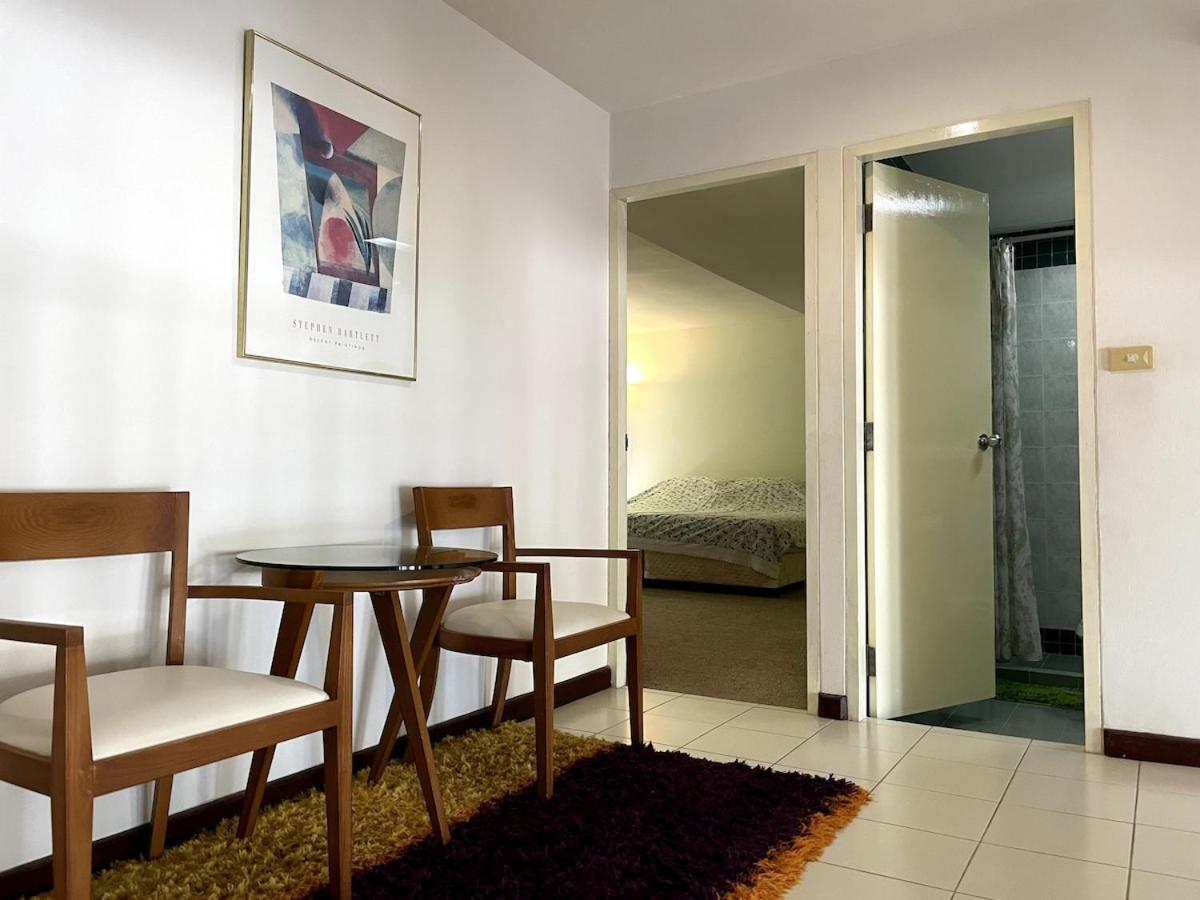 Apartment 3-bed House With Private *