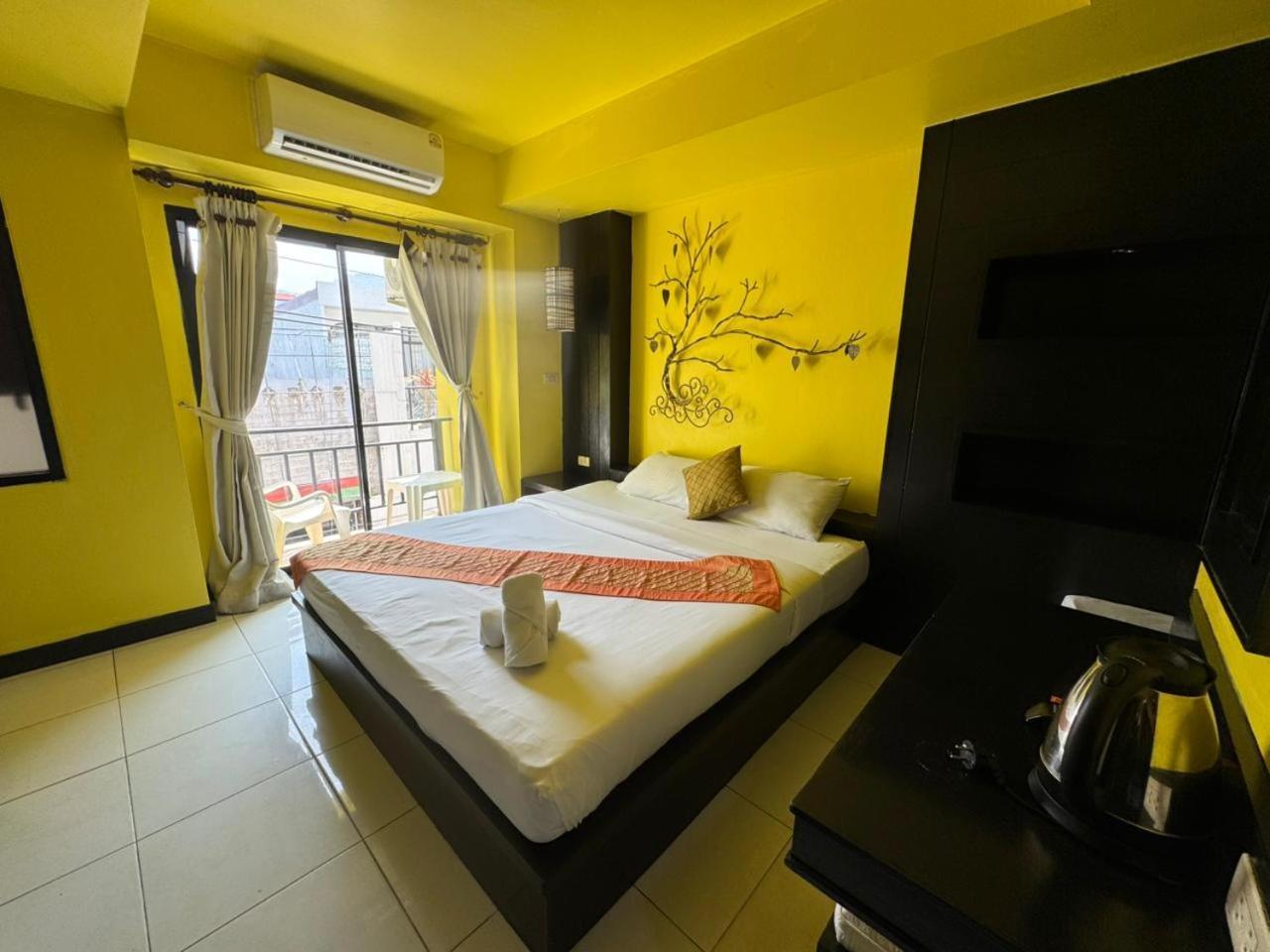 Guest house Azure Patong