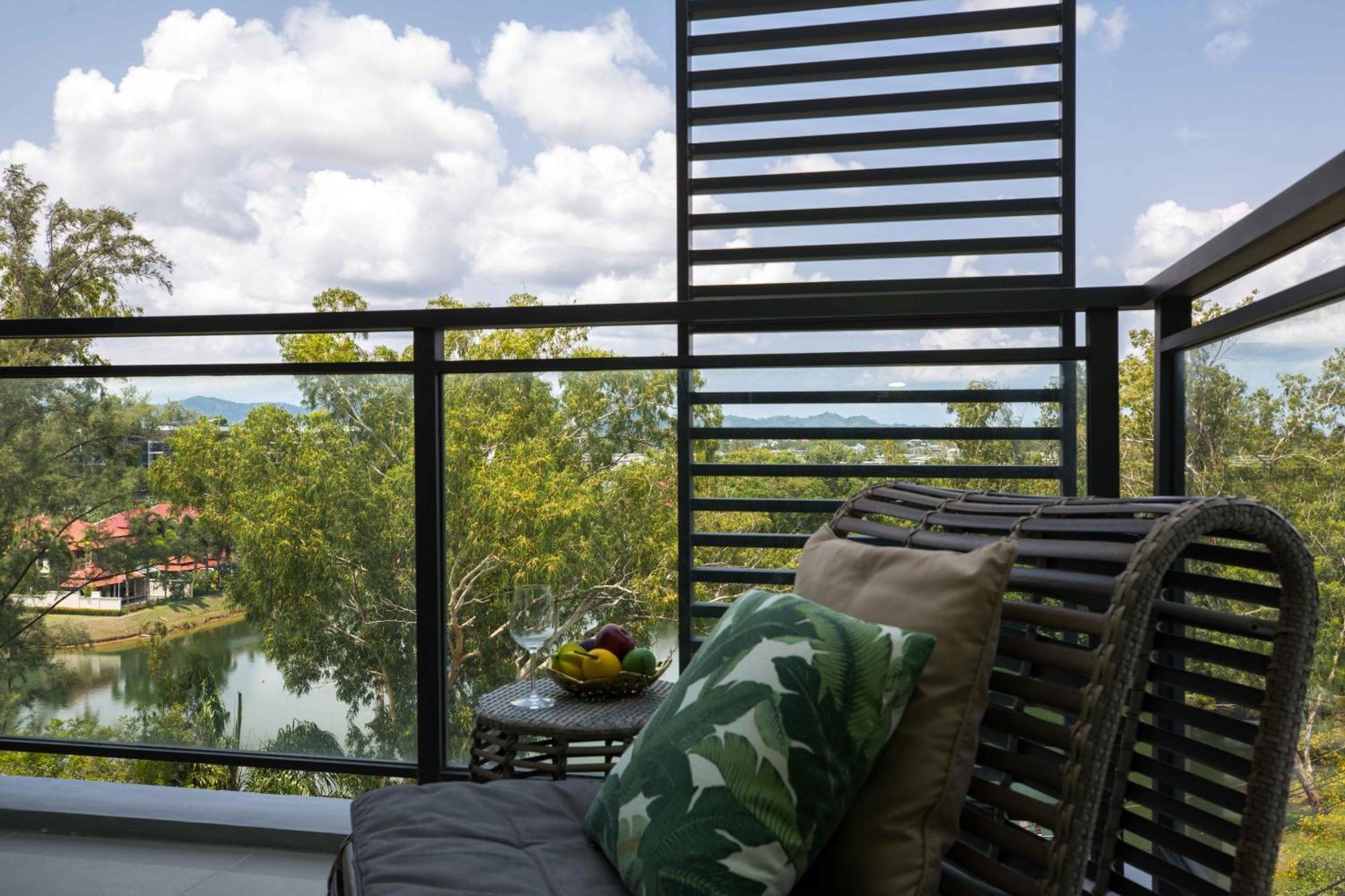 Apartment Cassia Residences By Nla *