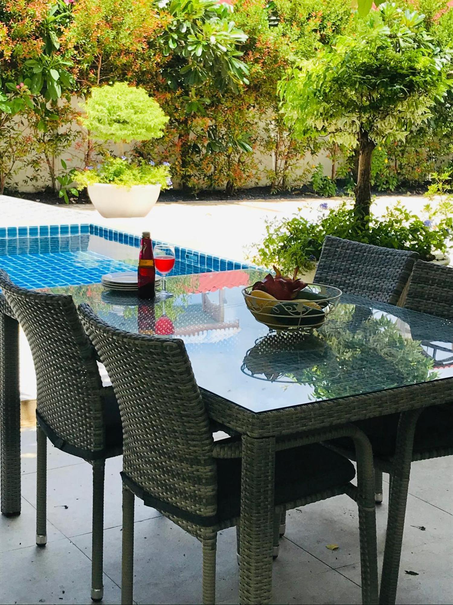 Privatunterkunft Master Bedroom With Private Bathroom And Kitchen *