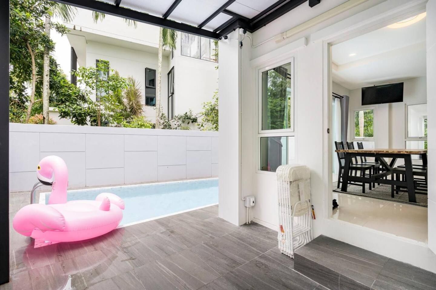 Golf Pool Close Patong And Phuket Town * Kathu