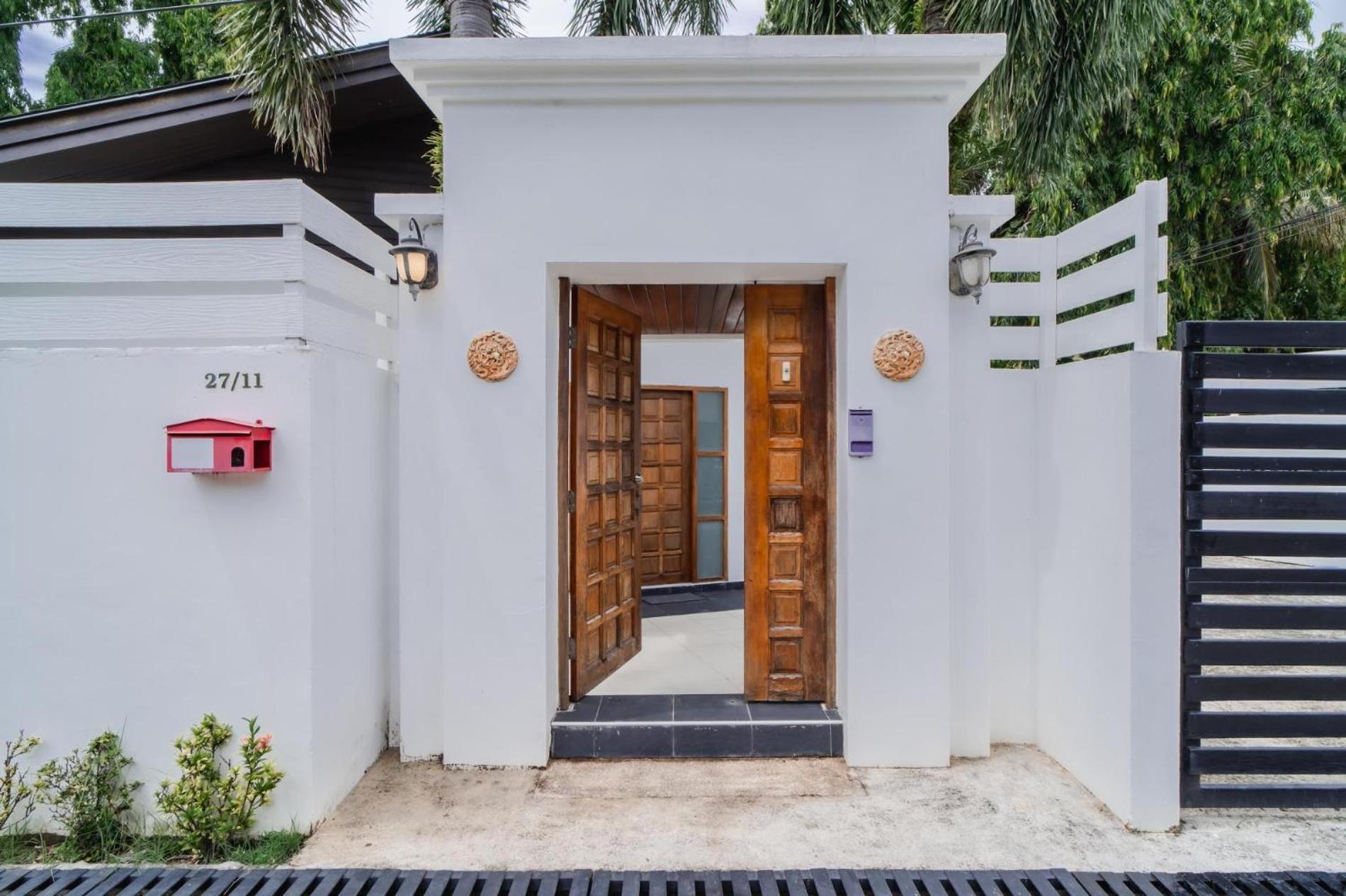 Jasmine Pool In Nai Harn Villa