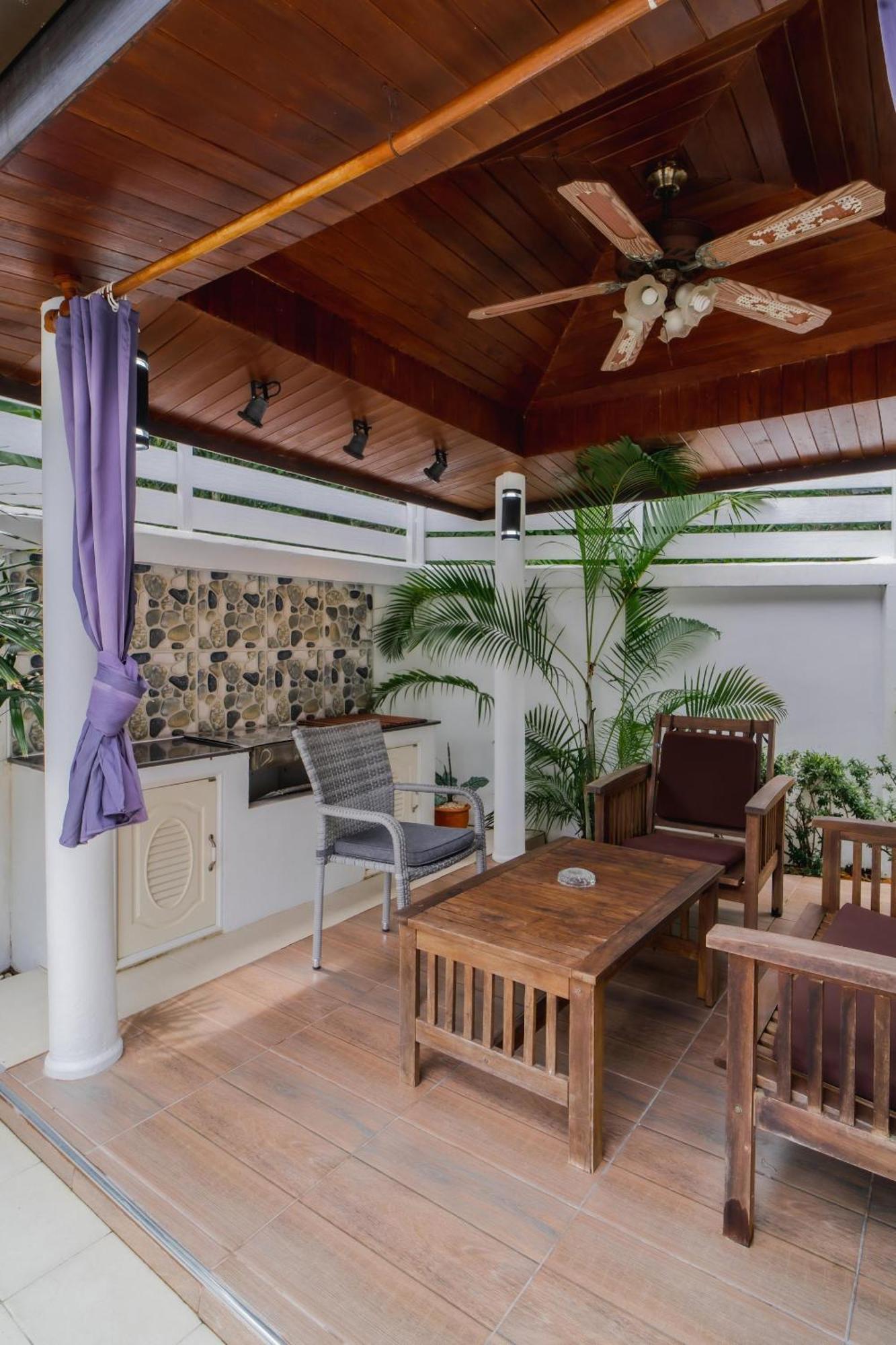 Jasmine Pool In Nai Harn Villa