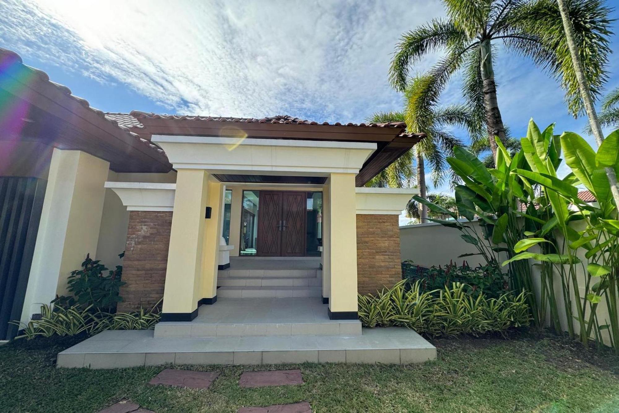 Your Paradise Found - Bangtao's Oceanpalm V4 With Private Pool & 2br Phuket