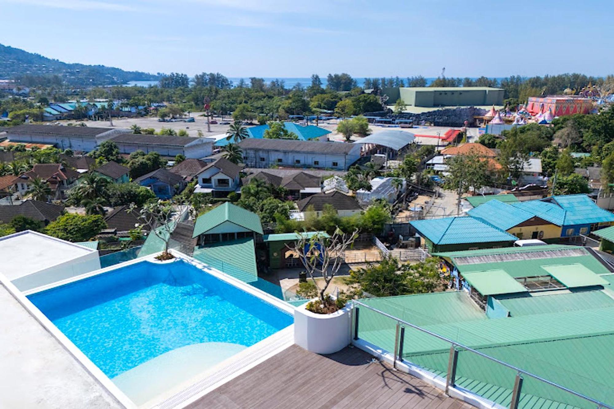 Brand-new Fantasea Kamala, Near Fantasea Show & *