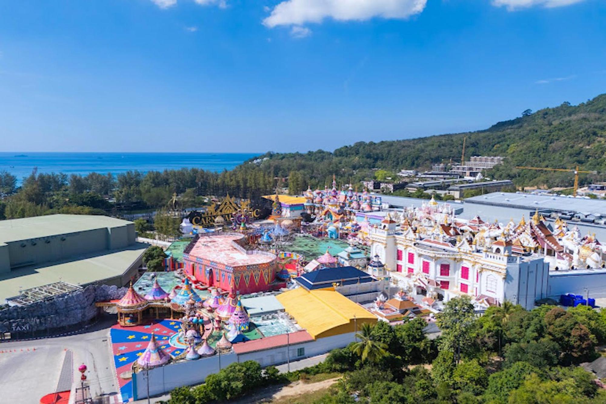 Apartment Brand-new Fantasea Kamala, Near Fantasea Show & *