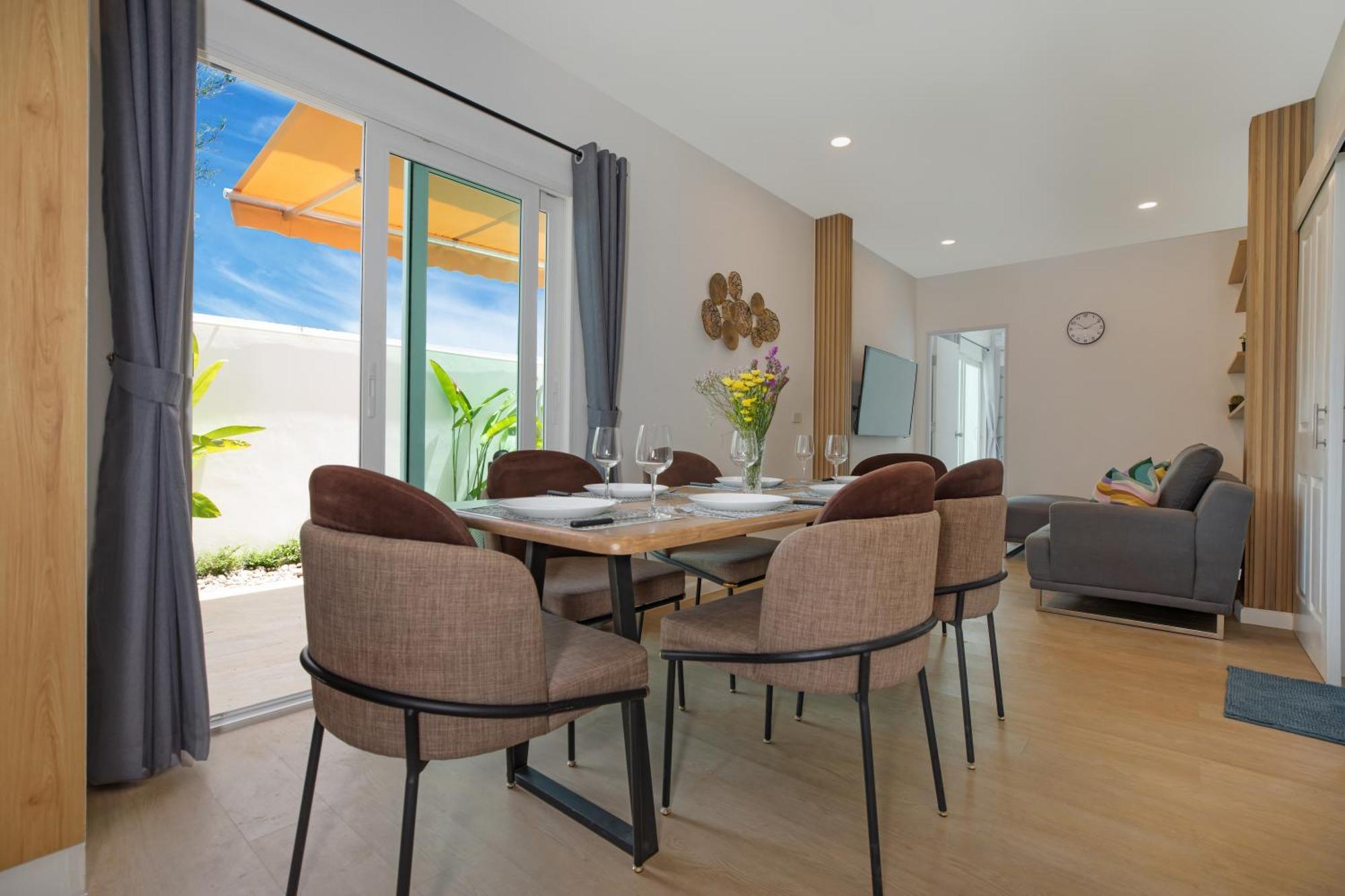 Charming Home, Smile Holiday home Ban Phak Chit