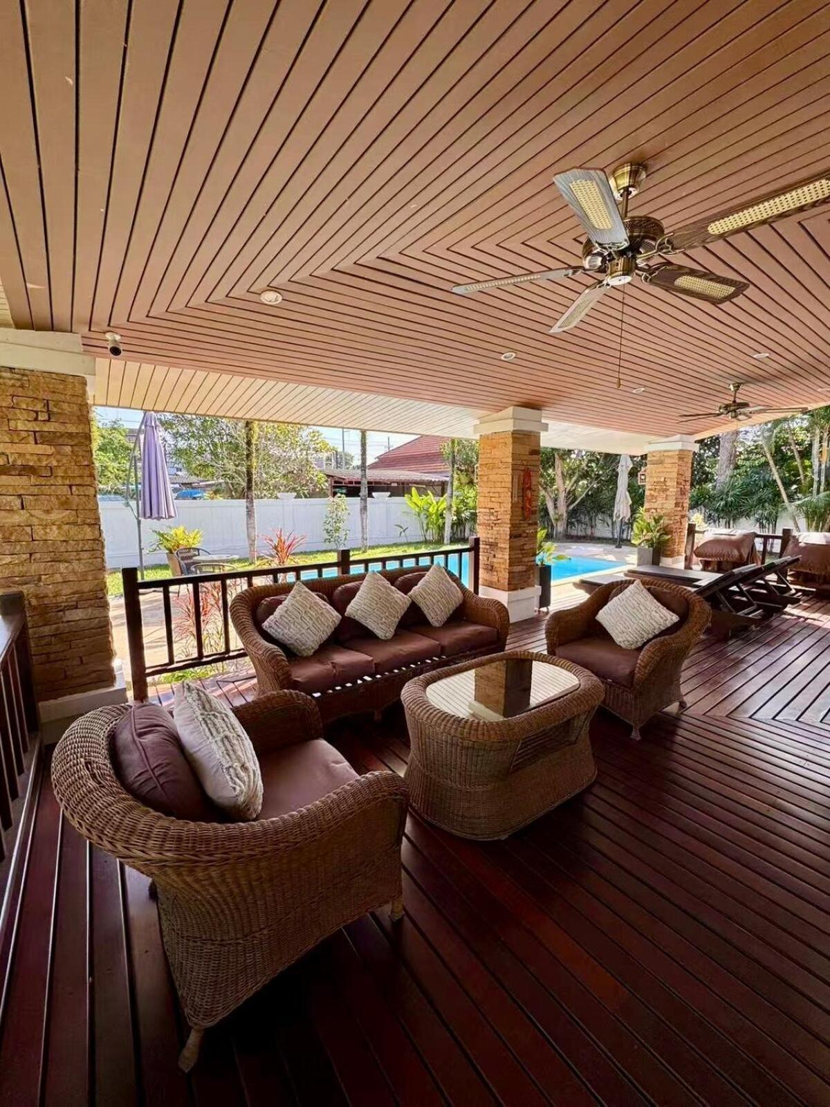 Lantern Private Pool Villa Ban Klang (Phuket)