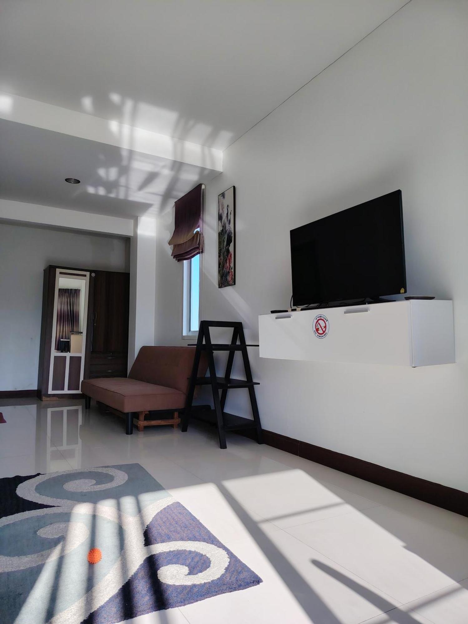 Elama Apartment