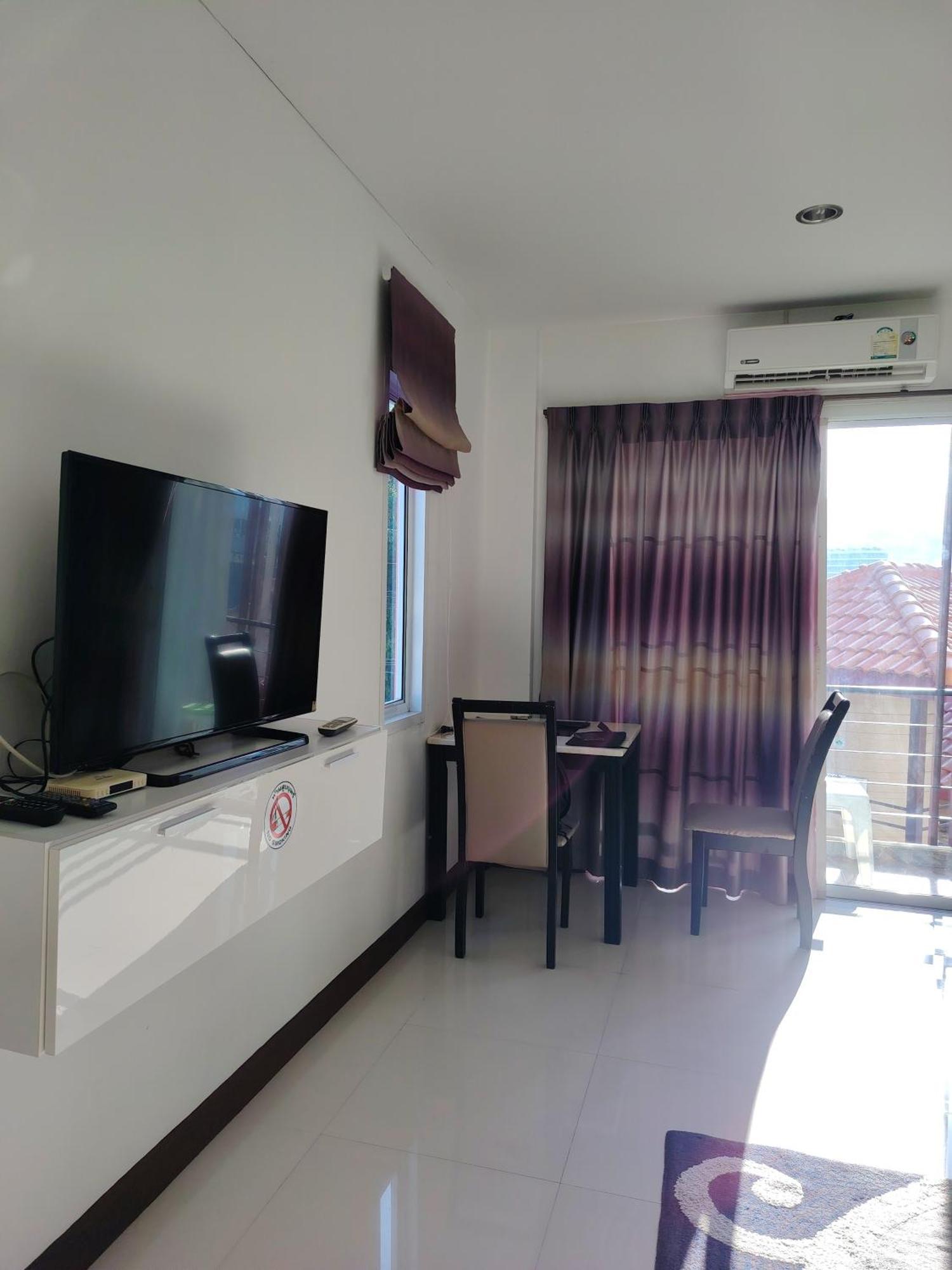 Elama Apartment *
