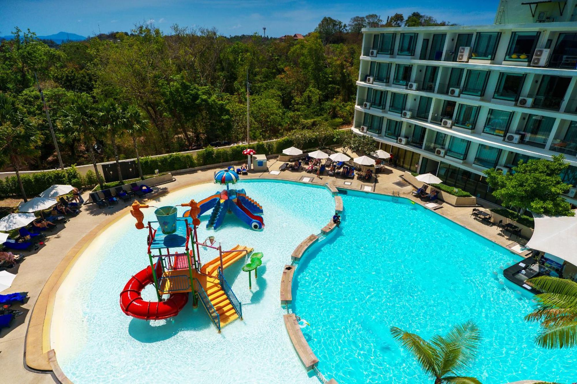 La 5 Stars Great 1 Bdr 3 Pool Apartment Phuket