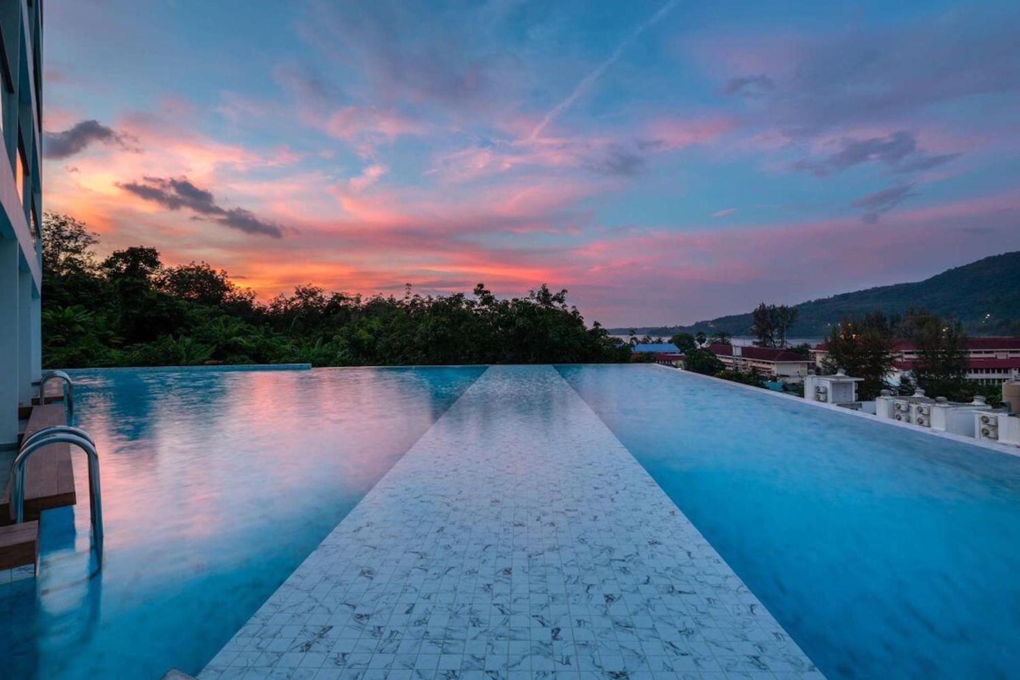 Apartment Sea View 2br C73 - Prime Location In Oceana Residence, 450m To The *
