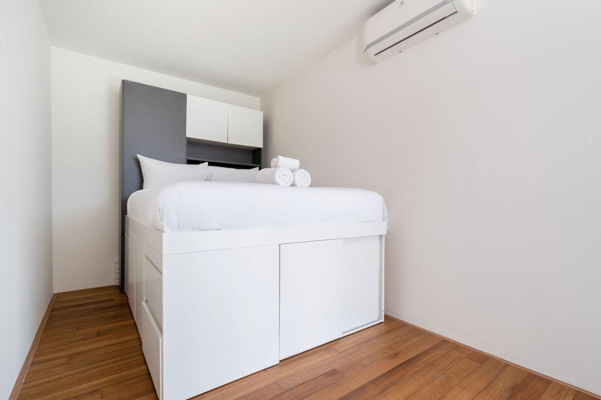Apartment Sea View 2br C73 - Prime Location In Oceana Residence, 450m To The