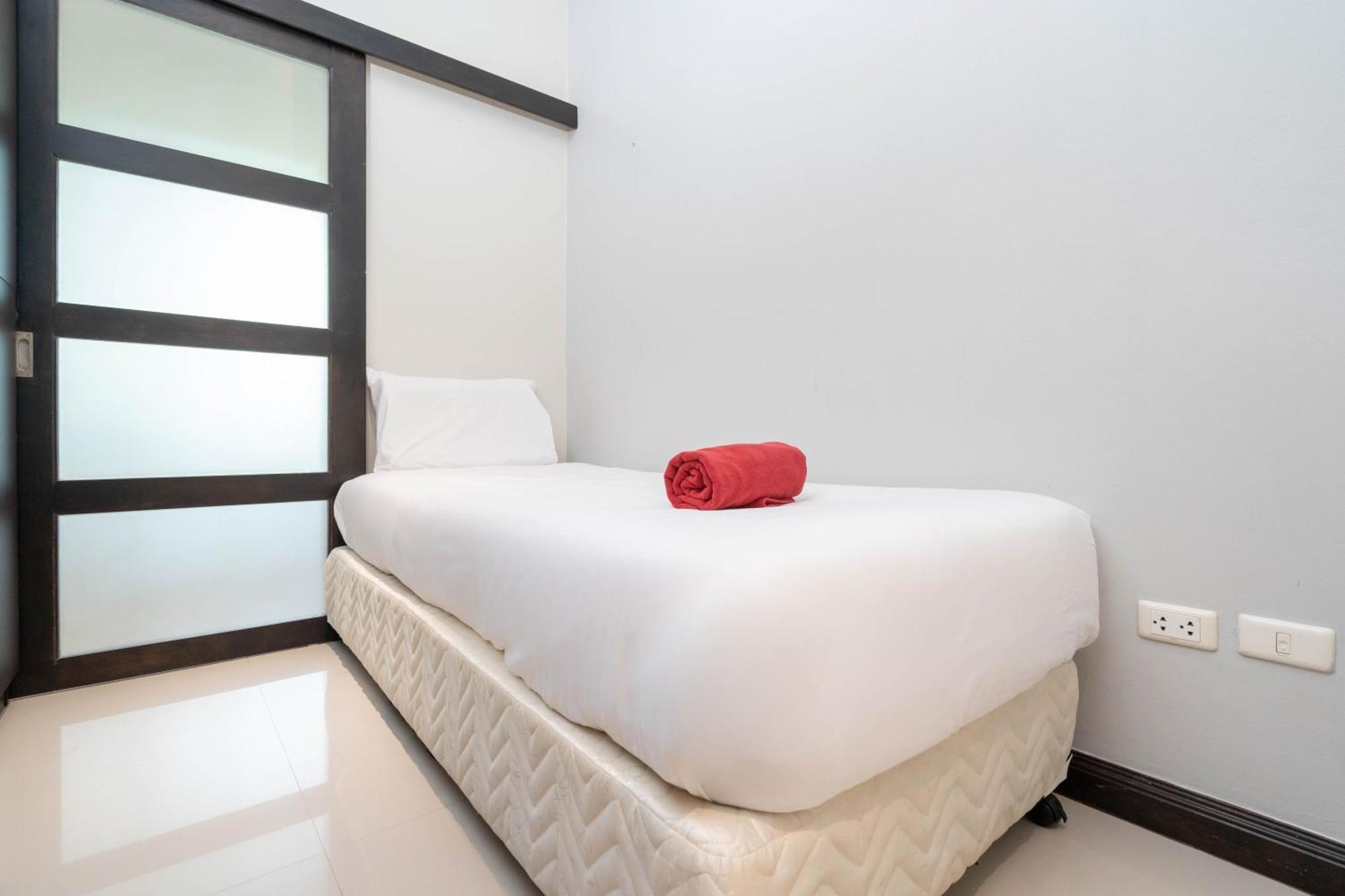Balinese Style 3br Morning Forest, Nai Harn Villa