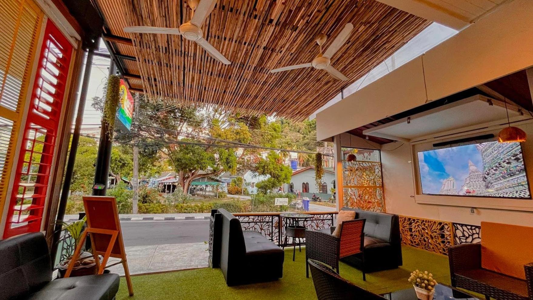 Coco Mountain View Hotel 3*