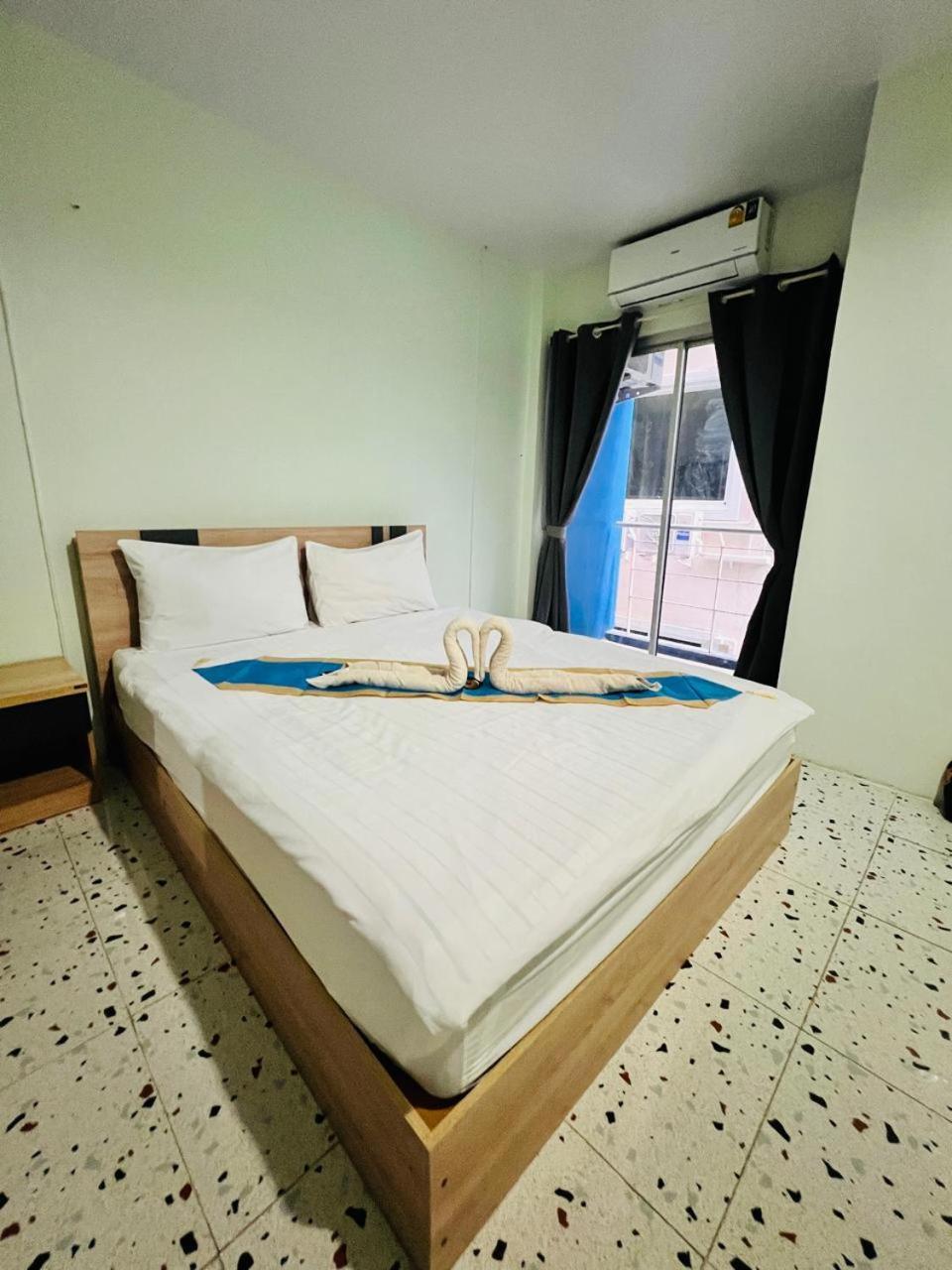 Apartment Blue Pearl Shore
