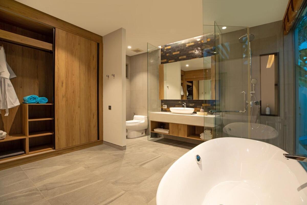 Villa Luxury In Heart Of Bang Tao! Beam *