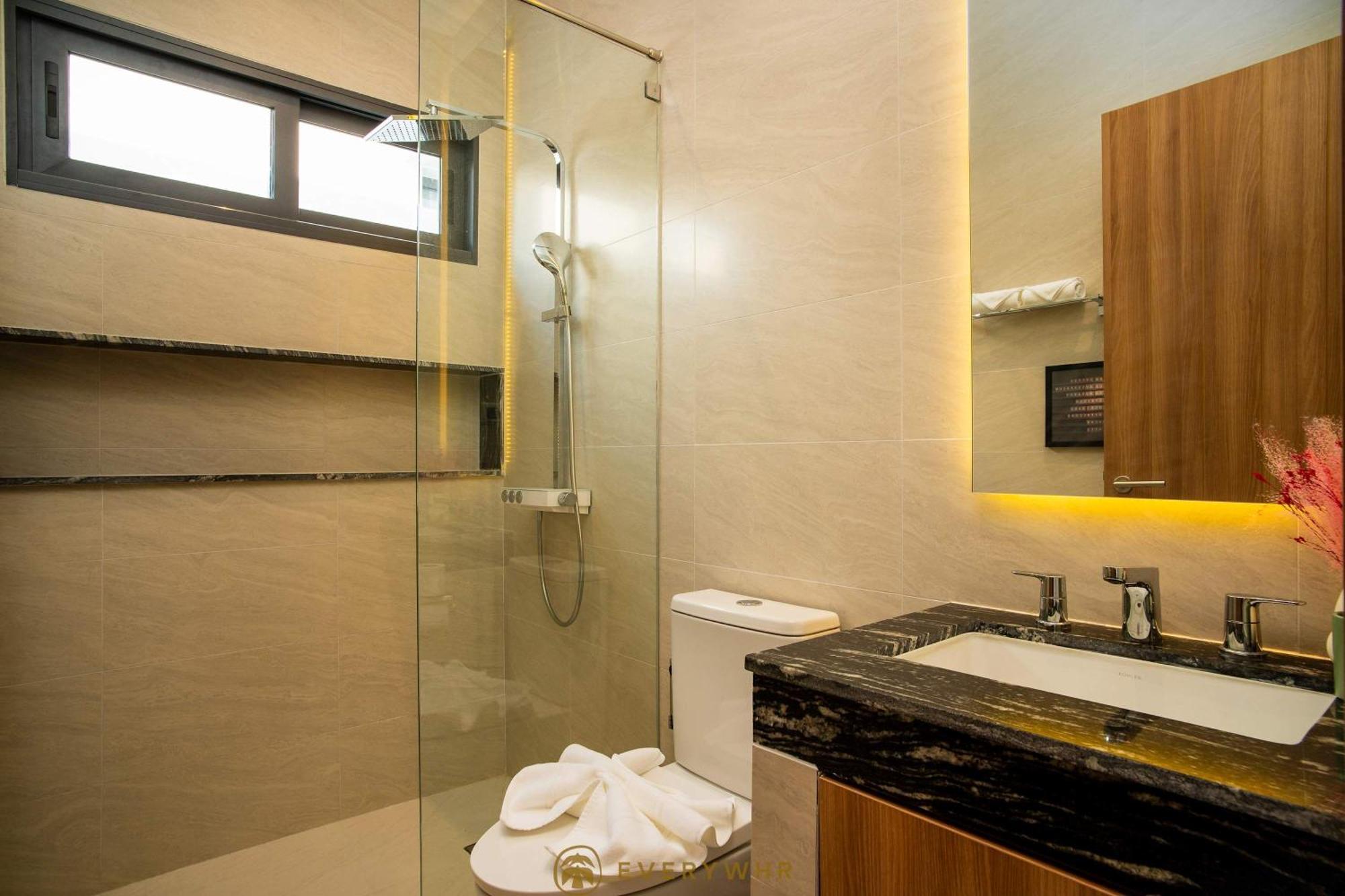 Villa Nayara - Sophisticated 4br Getaway With Private Pool And Concierge *