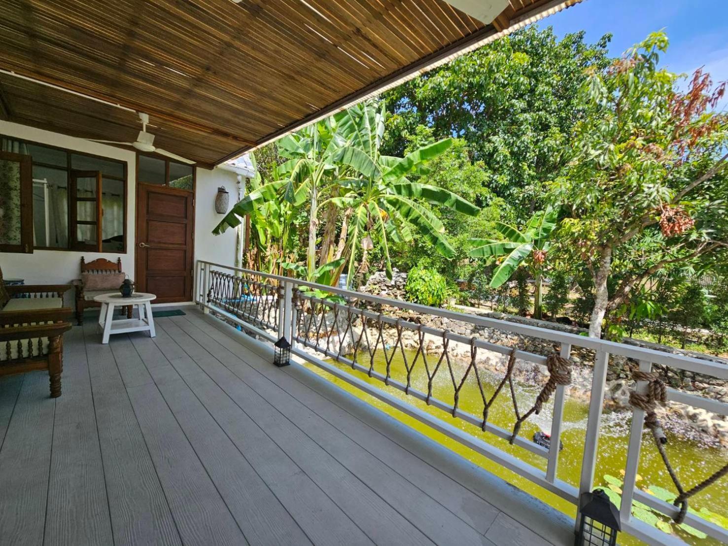 Tropical Oasis Aoyon House