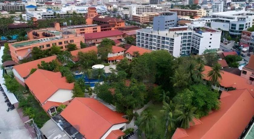 Hotel Hyton Leelavadee 4*