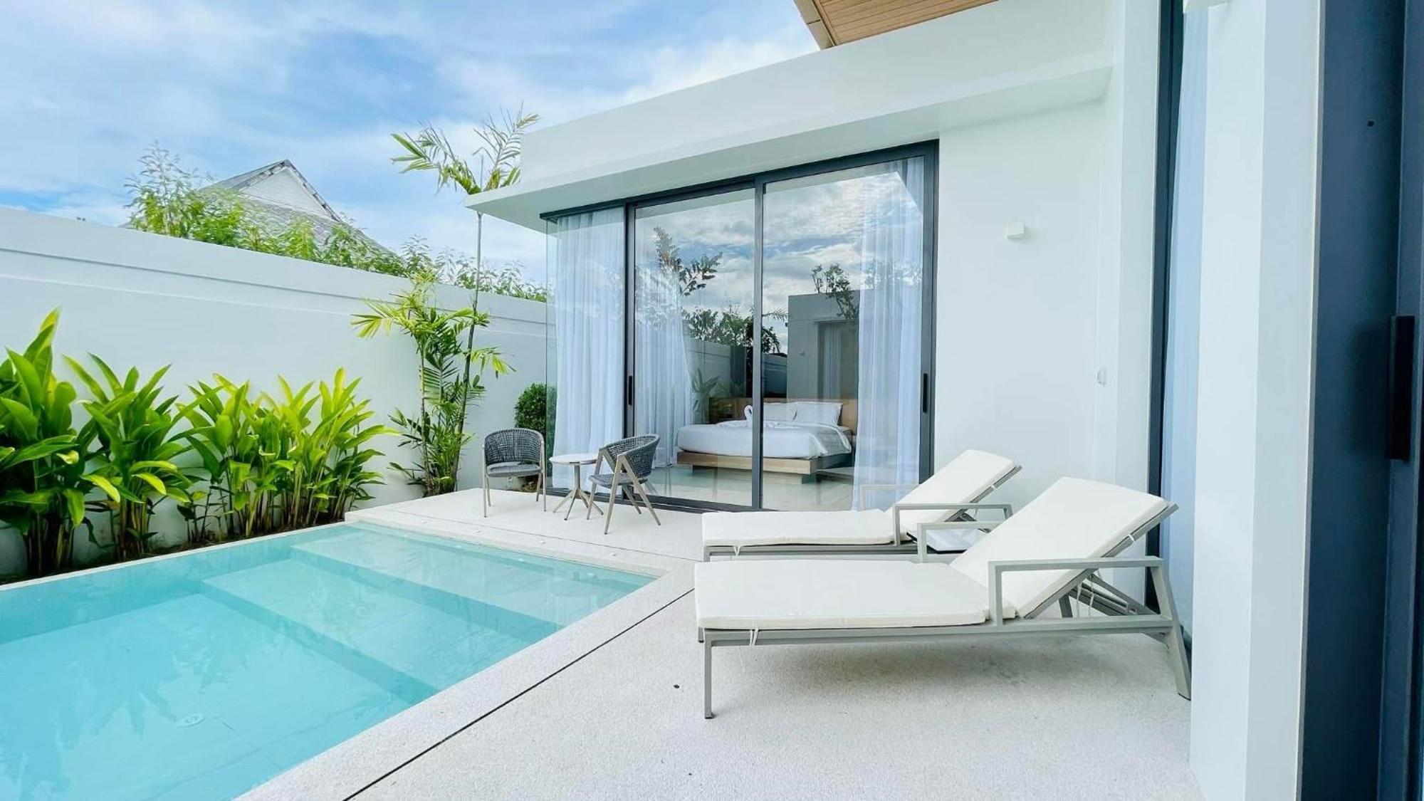 Azura - Serene 4br Escape With Private Pool And Concierge Villa