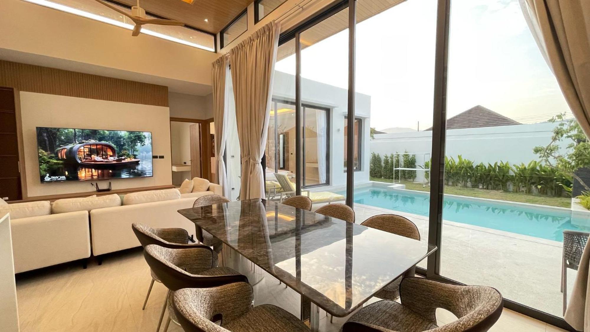 Villa Azura - Serene 4br Escape With Private Pool And Concierge