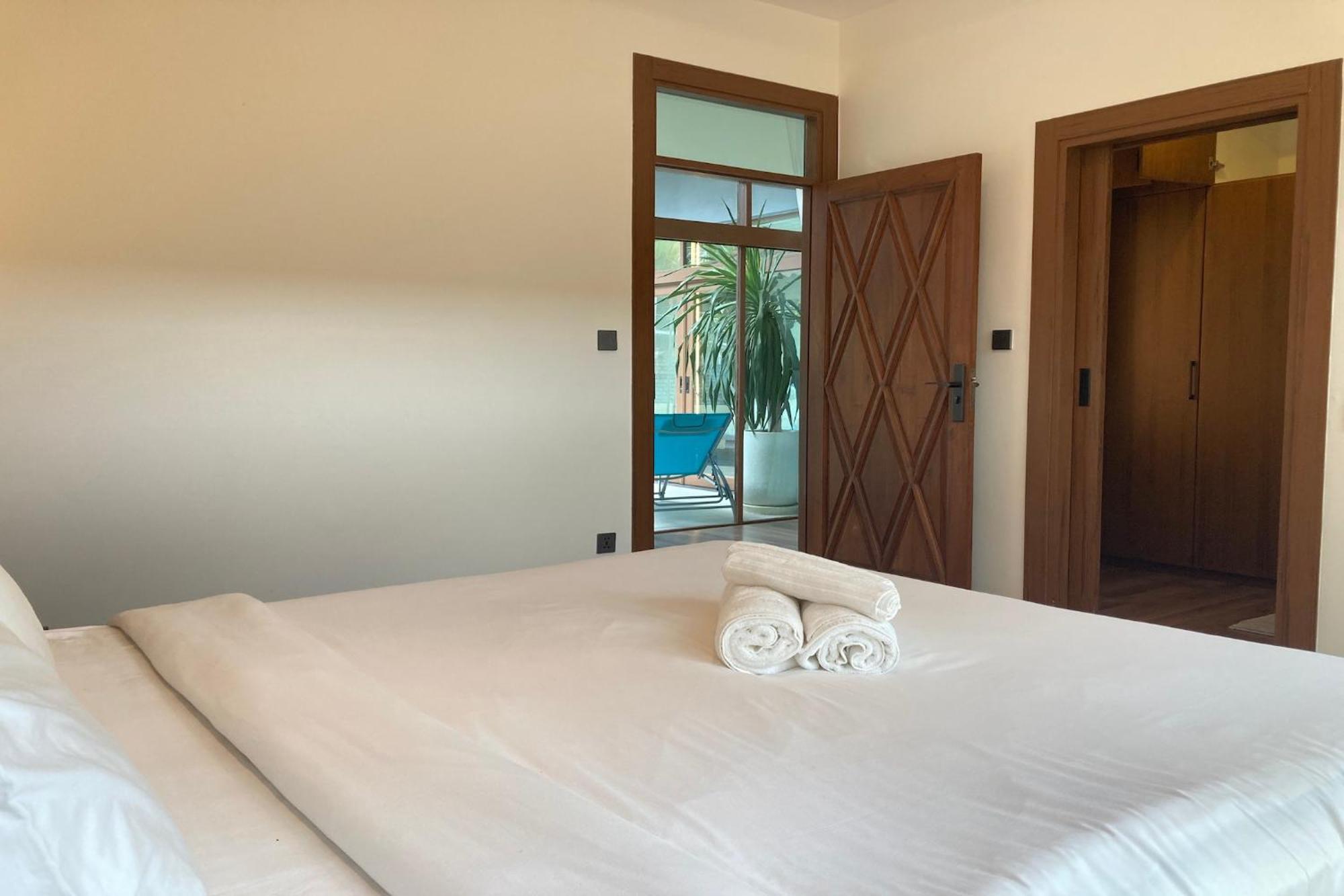 Tropical 3br Pool Ocean Palm V11, 15min Walk To Bangtao Villa Phuket