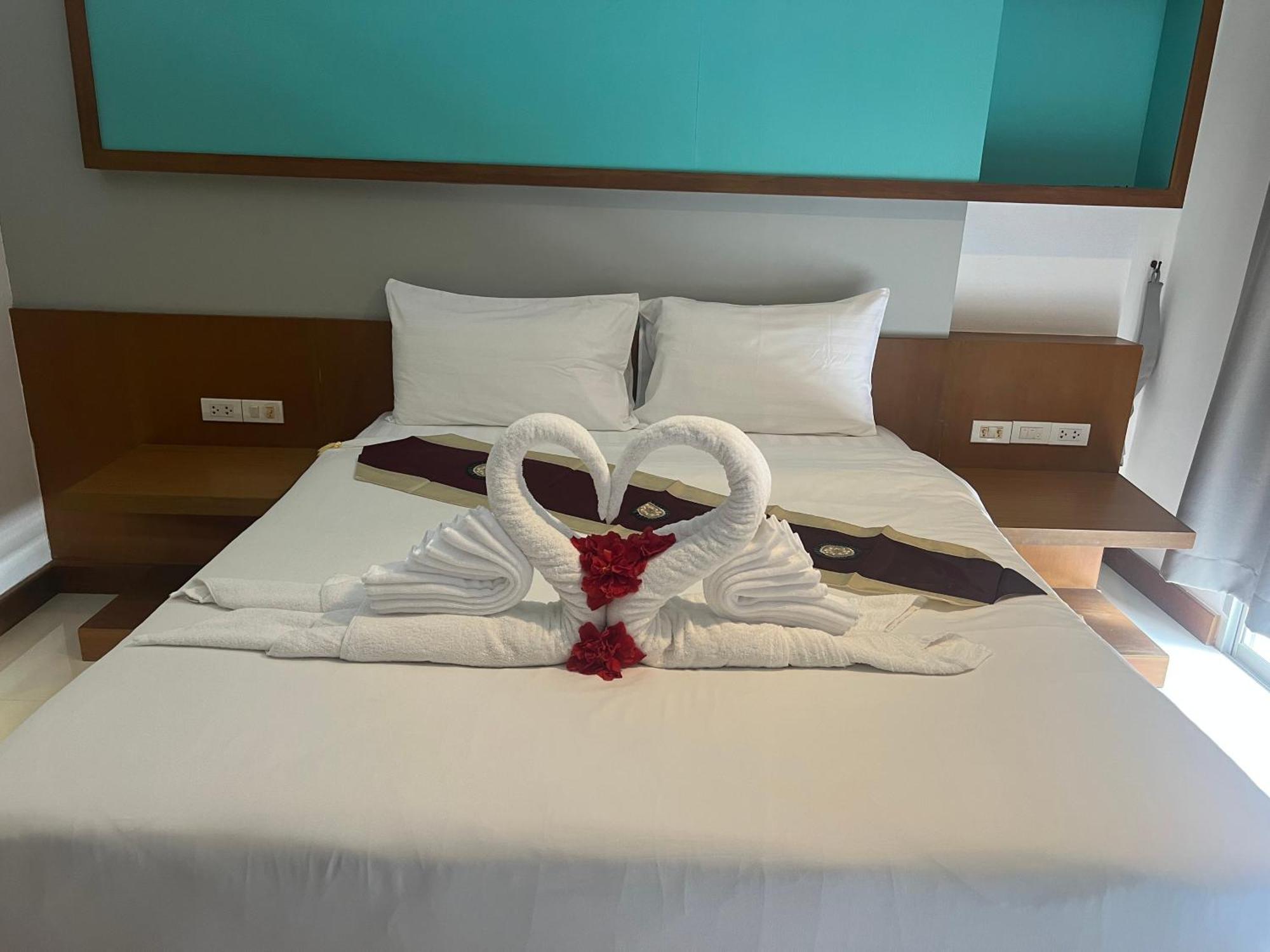 Arisa Hotel 3*
