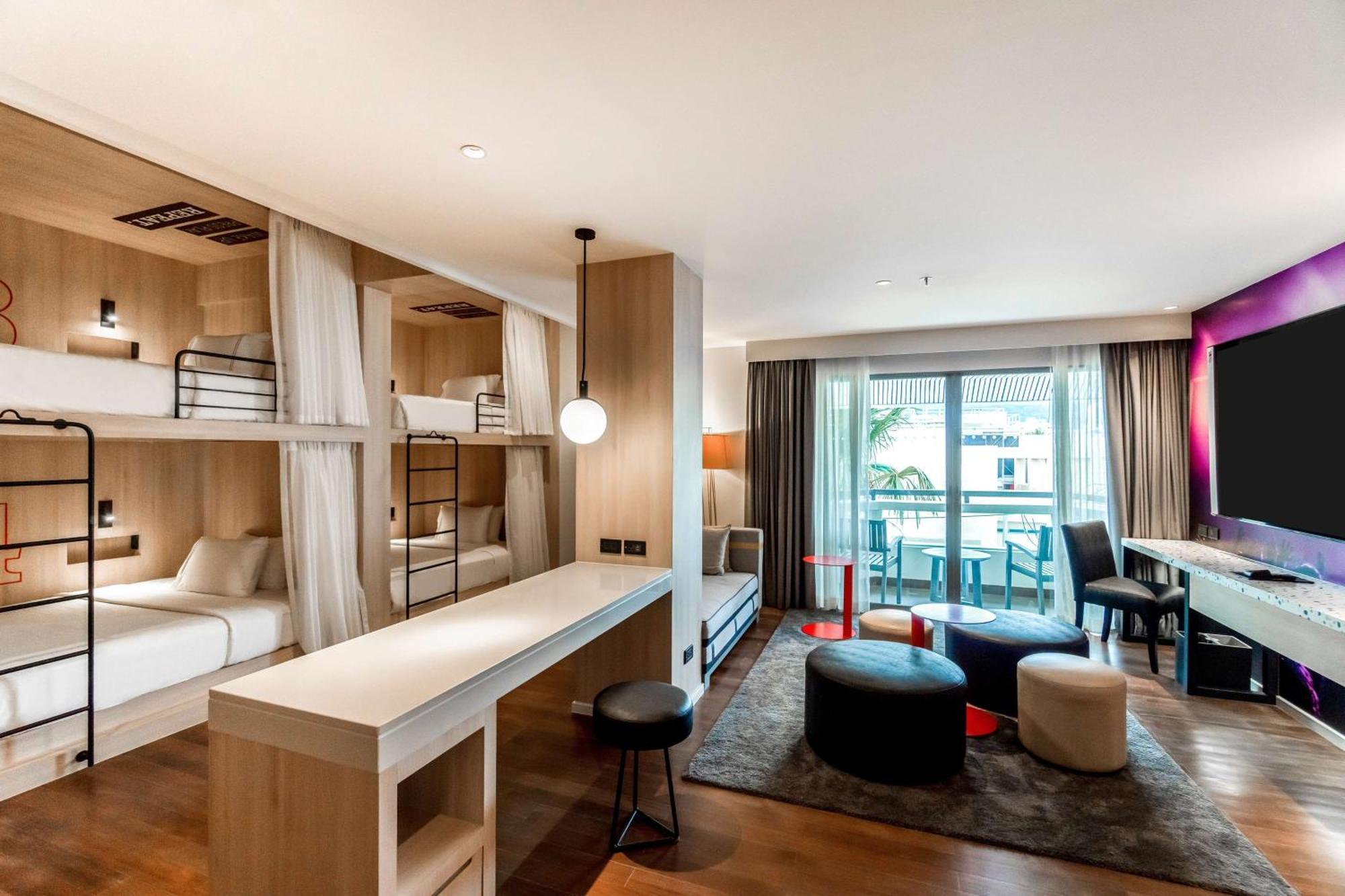 Hotel Radisson Red Phuket Patong