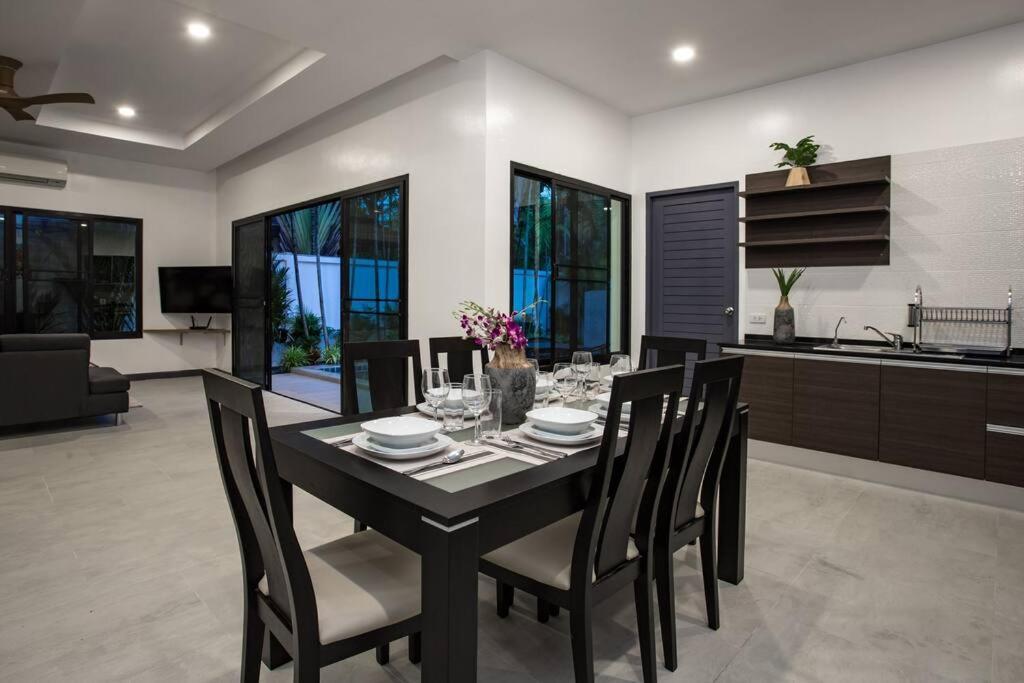 Elima. Lovely Pool 2 Bedrooms At *