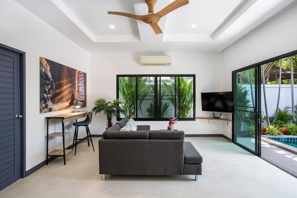 Elima. Lovely Pool 2 Bedrooms At Villa