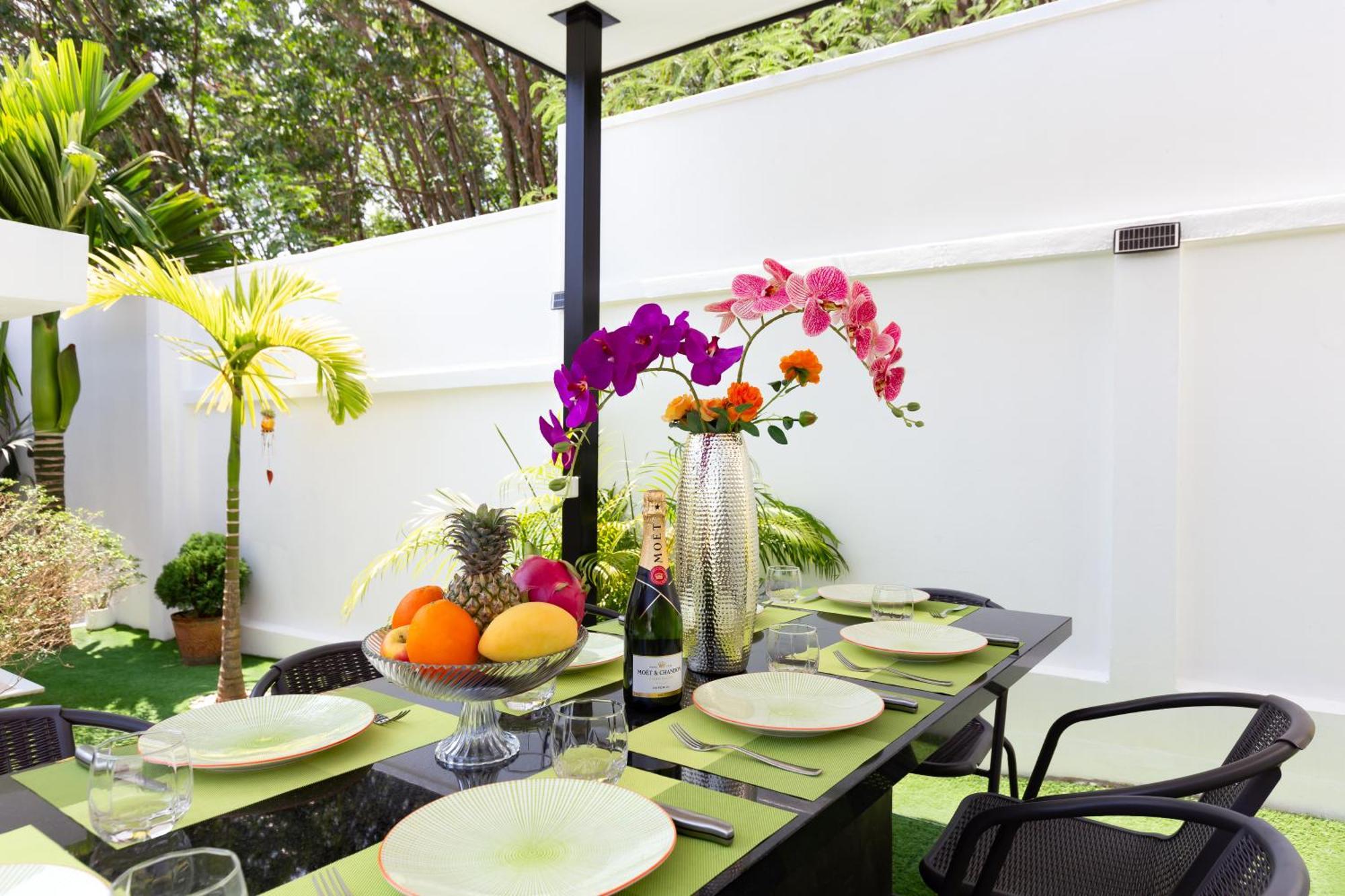 2ms Zen Luxury For Family & Friends, 4 Bdr, Private Pool, Rooftop, Kids' Playground Villa Rawai