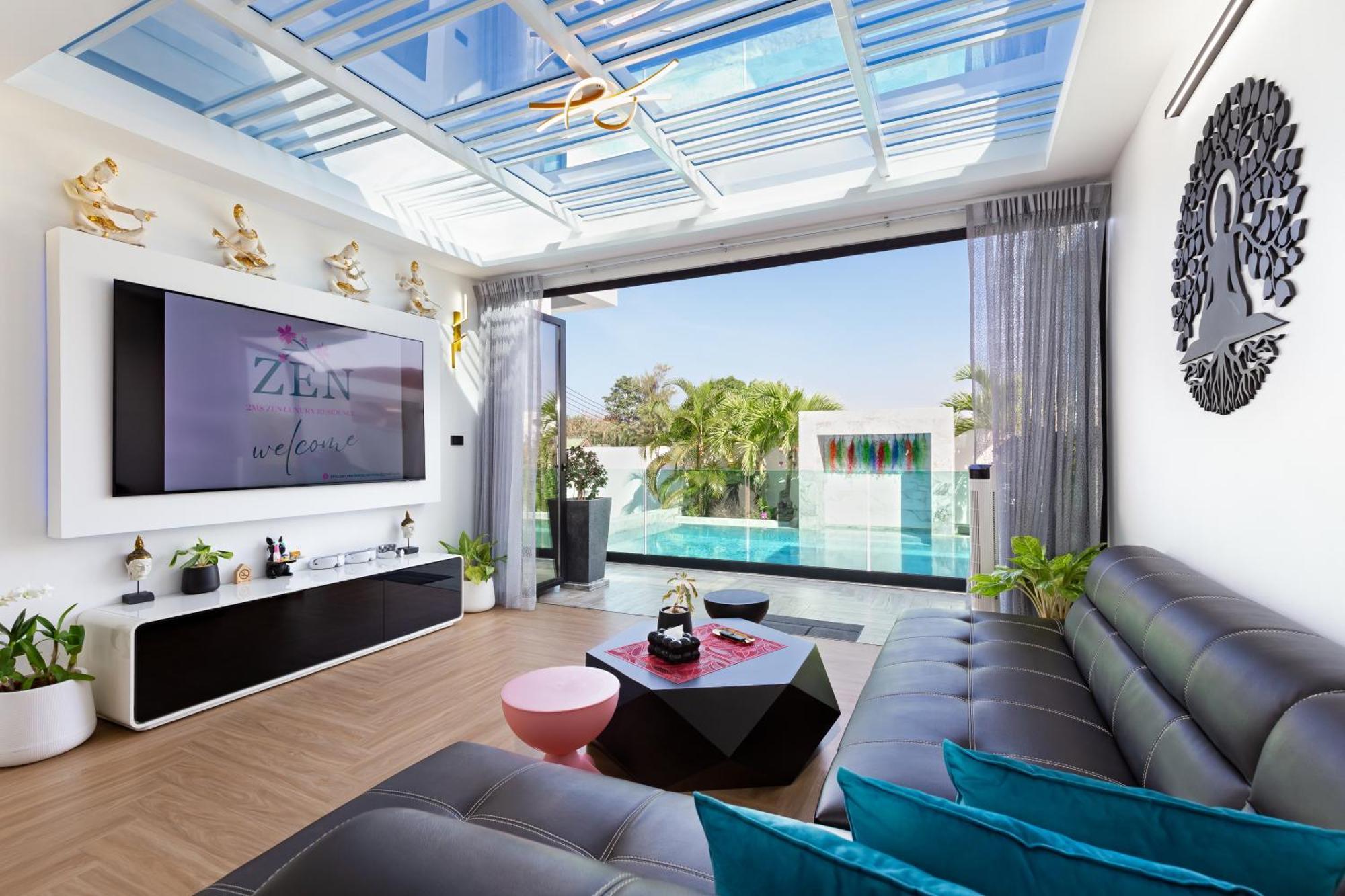 Villa 2ms Zen Luxury For Family & Friends, 4 Bdr, Private Pool, Rooftop, Kids' Playground Rawai