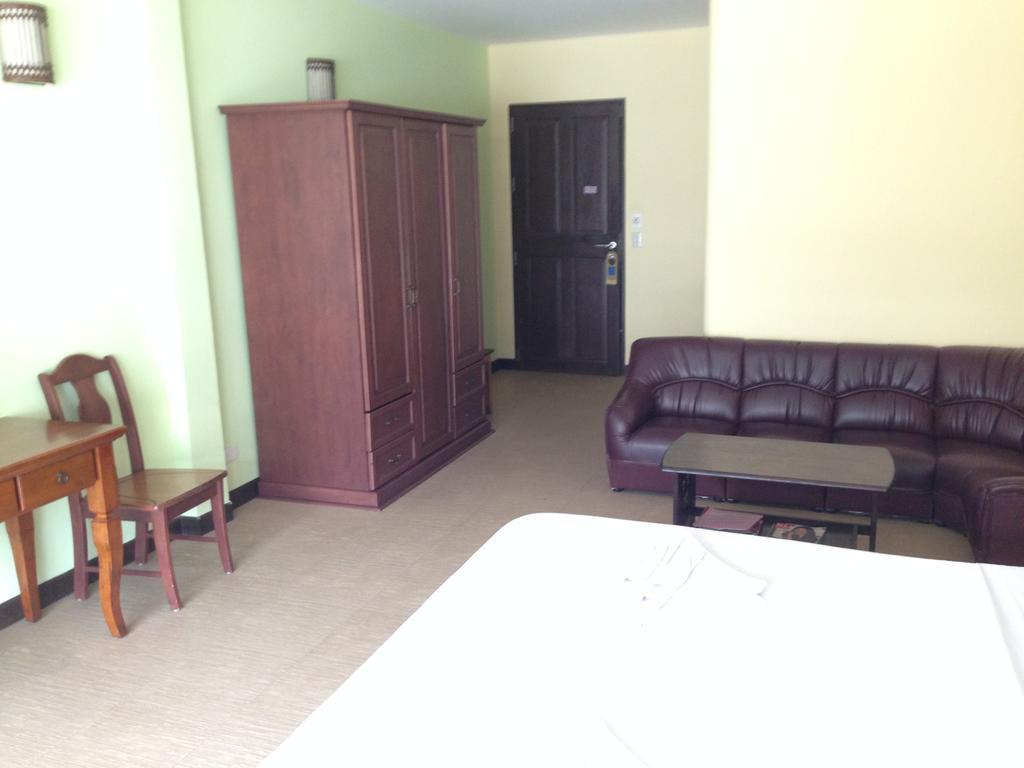 Tropicoza Hostel